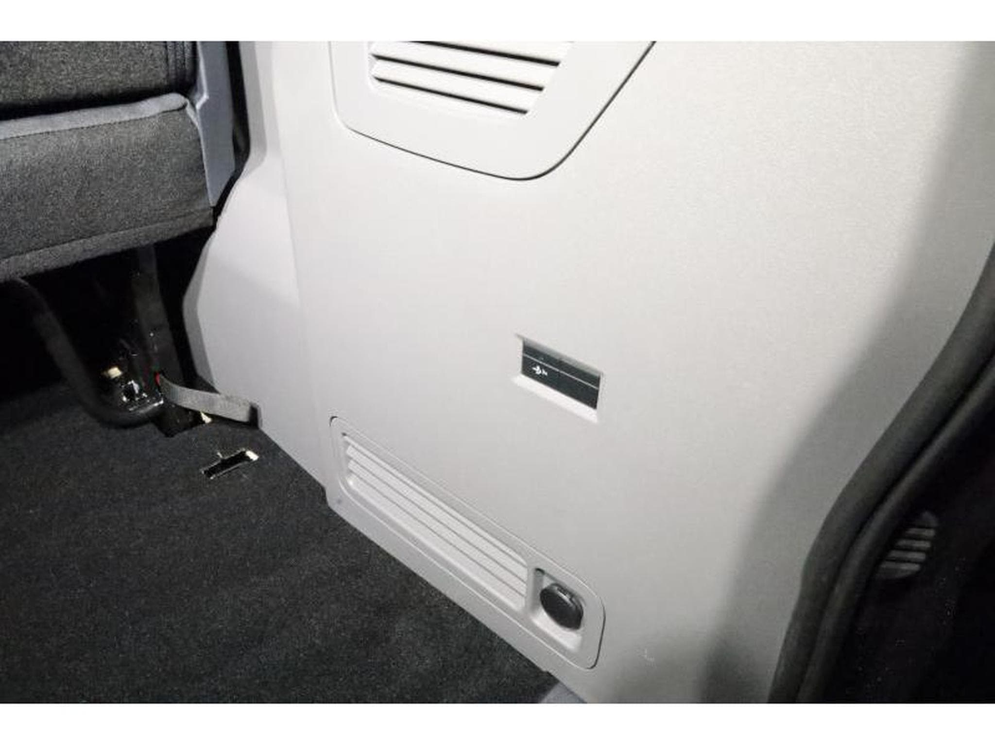 VW T7 Style 4X4 (2026) - Photo 19