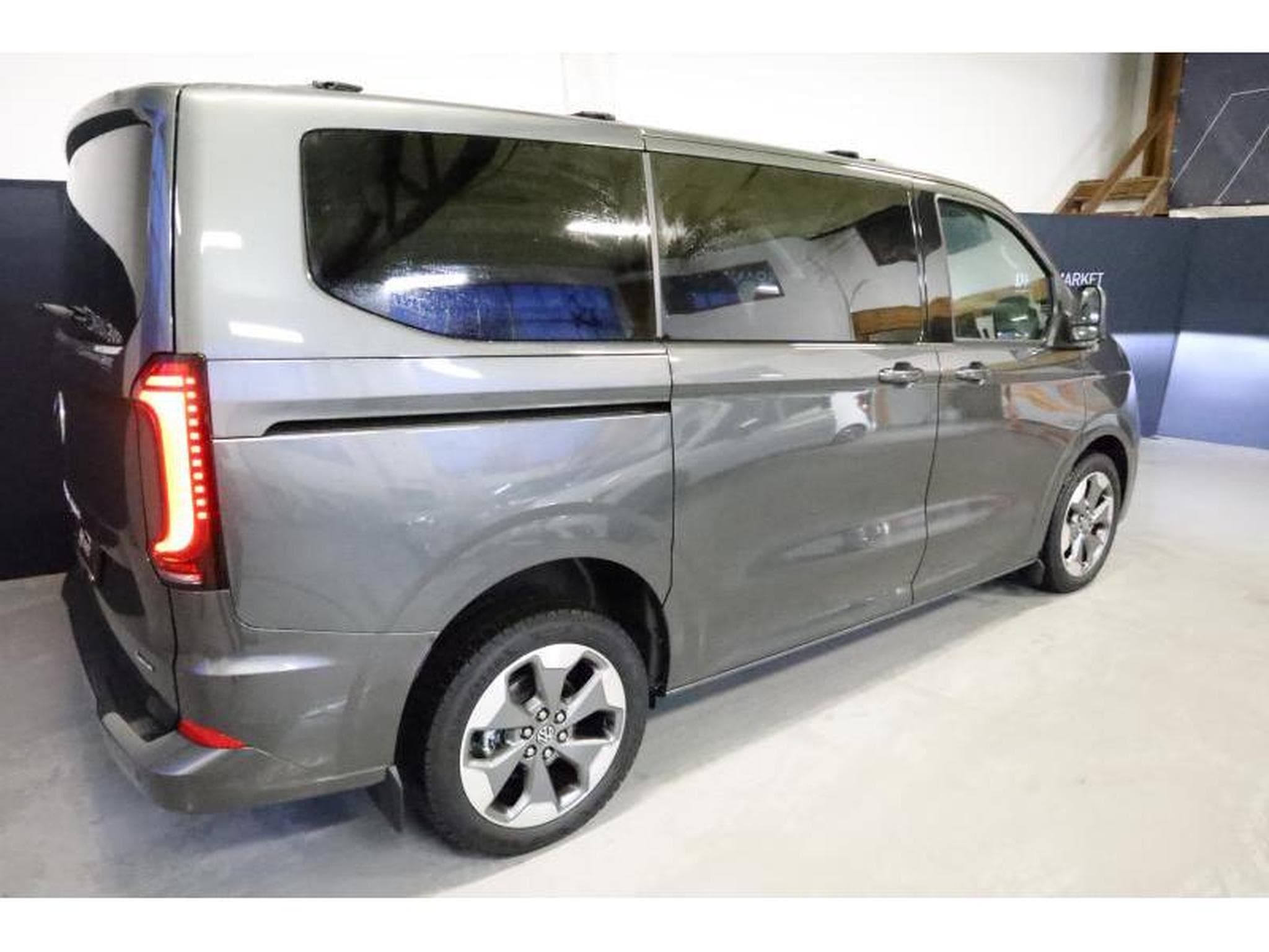 VW T7 Style 4X4 (2026) - Photo 23