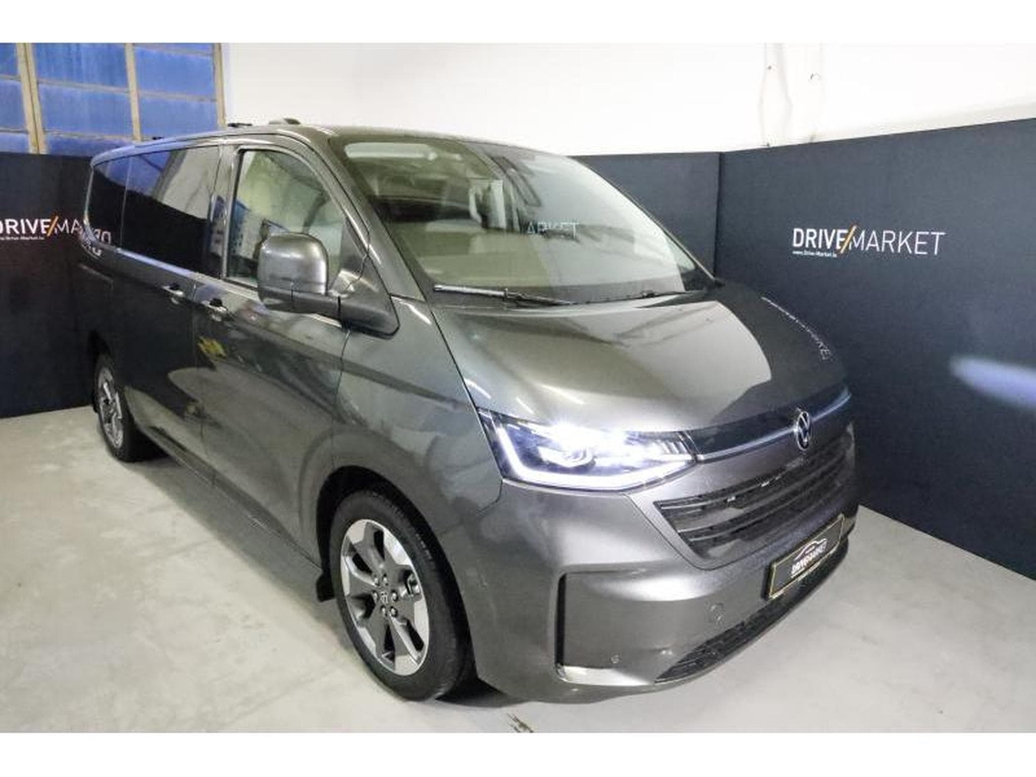 VW T7 Style 4X4 (2026) - Photo 27