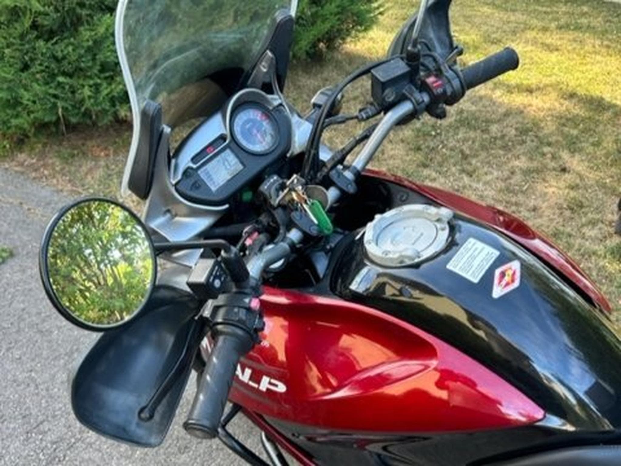Honda Transalp XL700VA (2009) - Photo 2