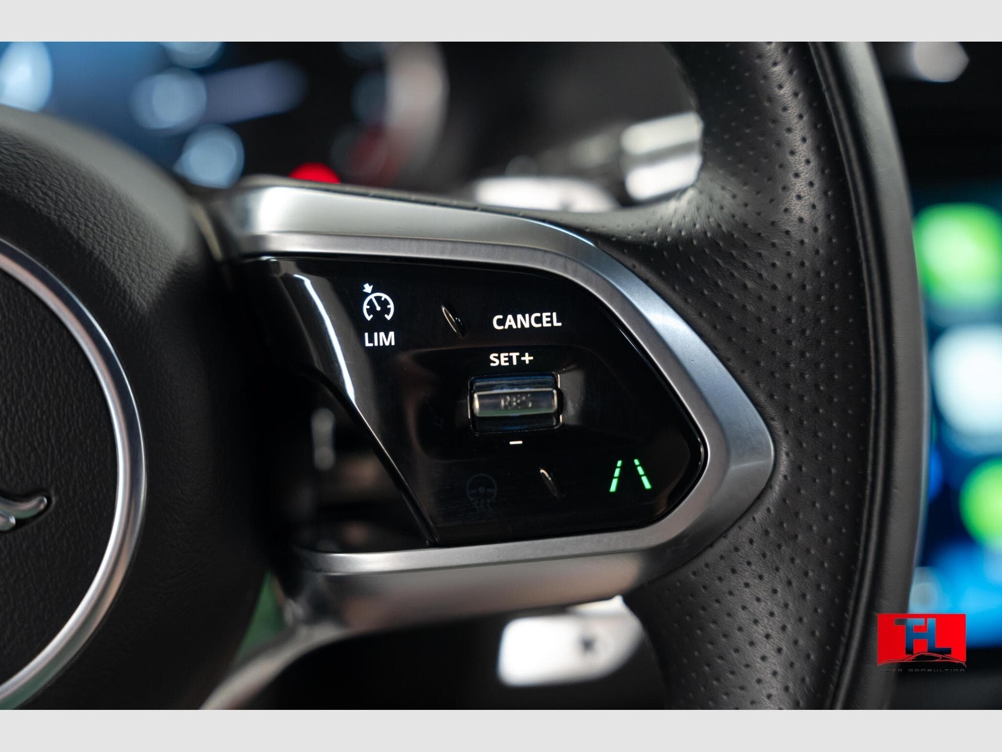 Jaguar E-Pace P160 R-Dynamic S Auto Facelift MY 2021 (2021) - Photo 6