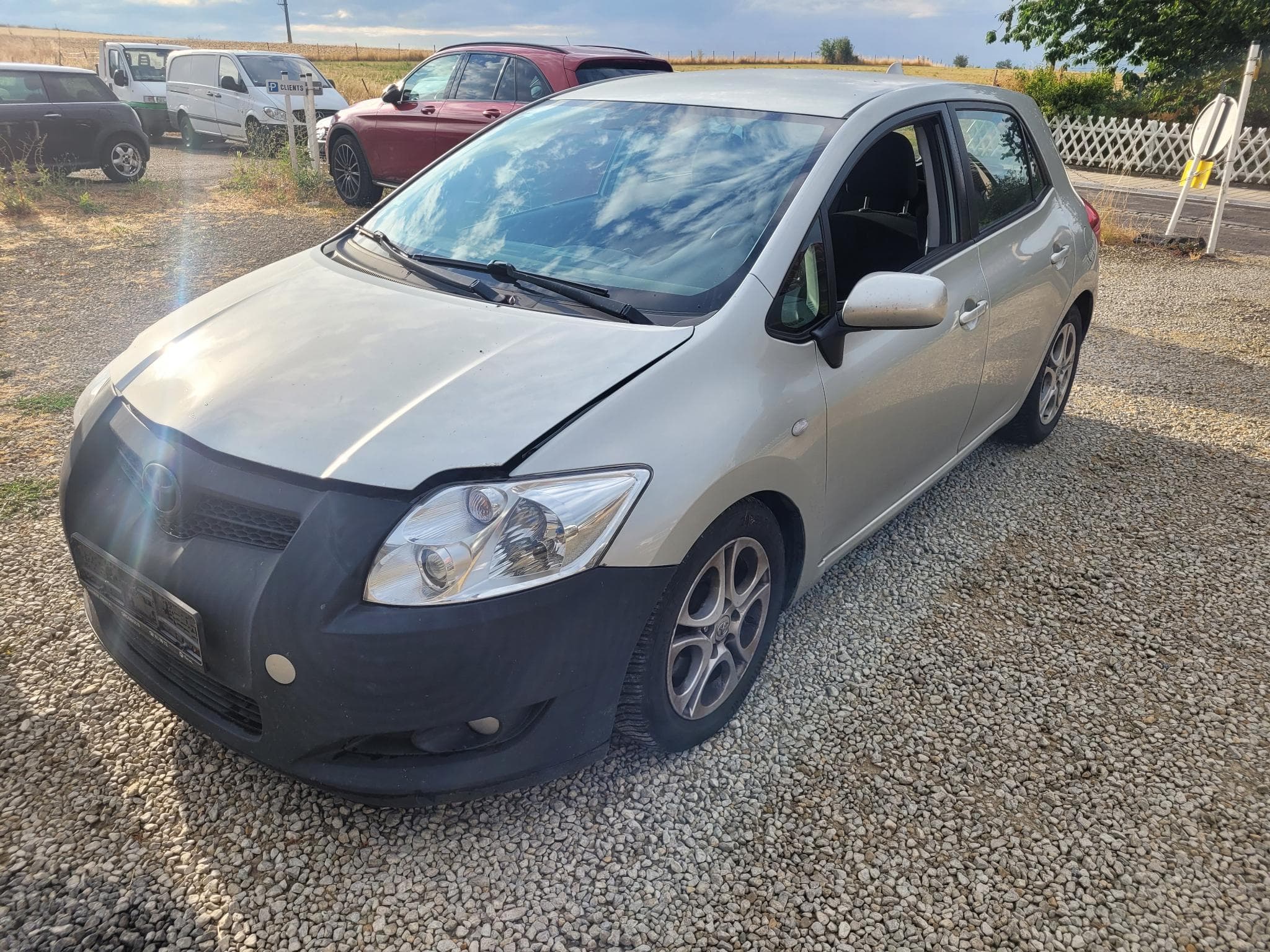 Toyota Auris 2,0 TDI (2006) - Photo 2