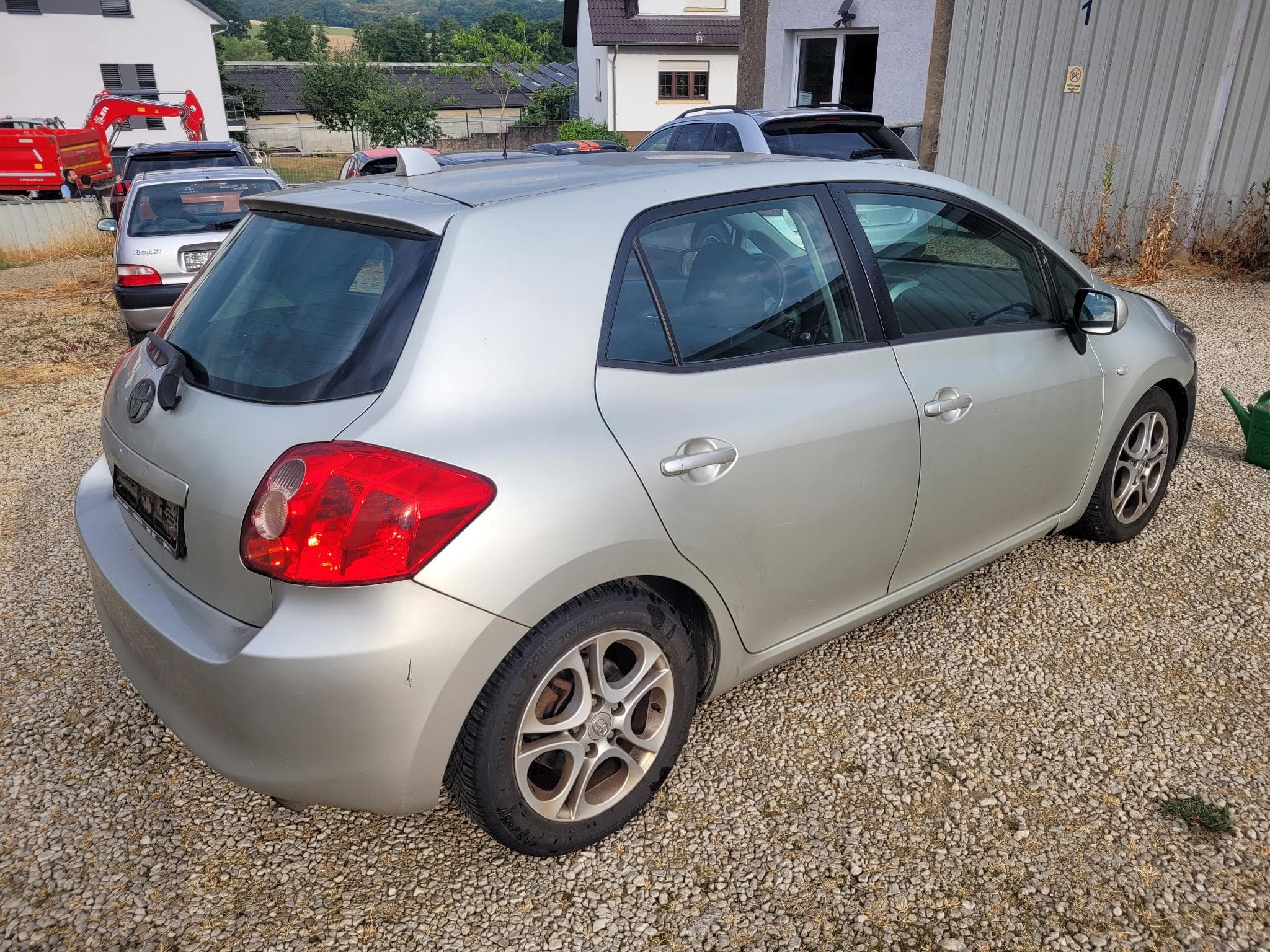 Toyota Auris 2,0 TDI (2006) - Photo 4
