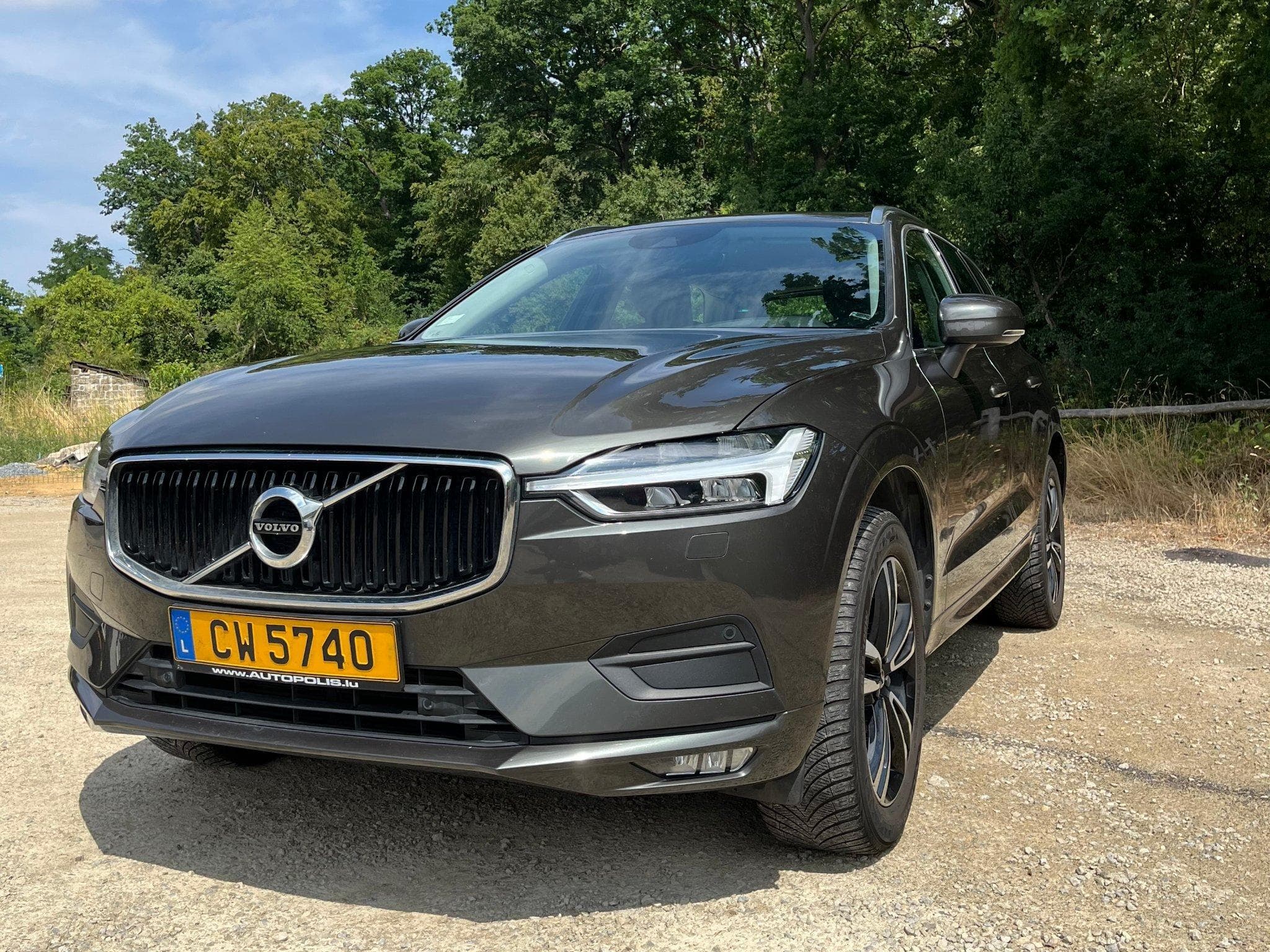 Volvo XC60 D4 (2020) - Photo 2