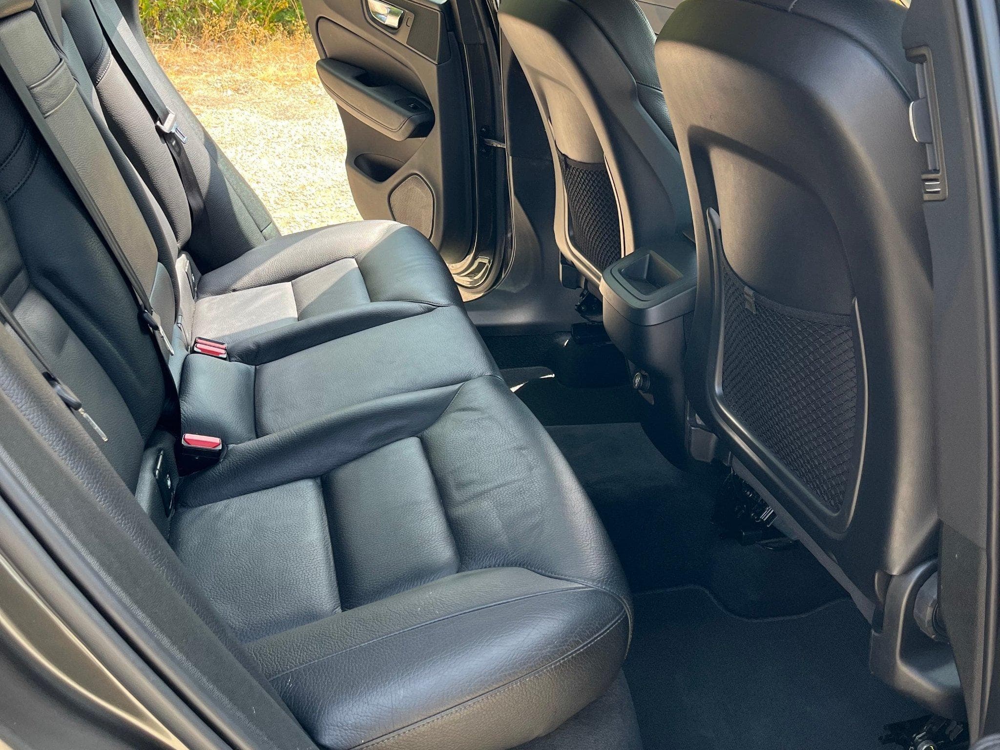 Volvo XC60 D4 (2020) - Photo 11