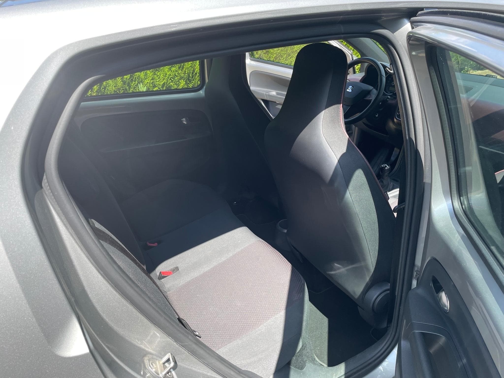 Seat Mii 1.0 75 CHIC (2017) - Photo 6