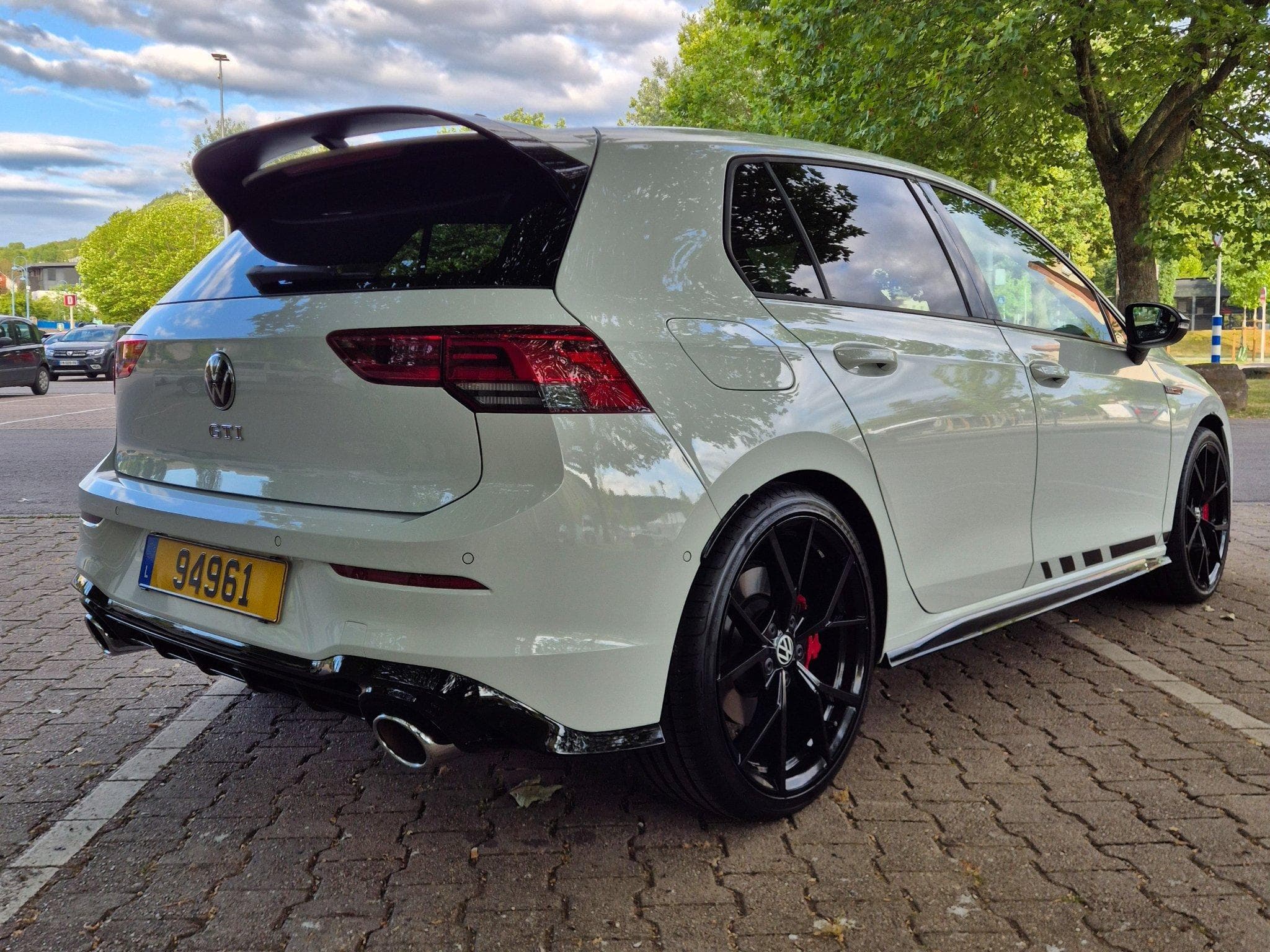 VW Golf VIII GTI CLUBSPORT (2022) - Foto 3