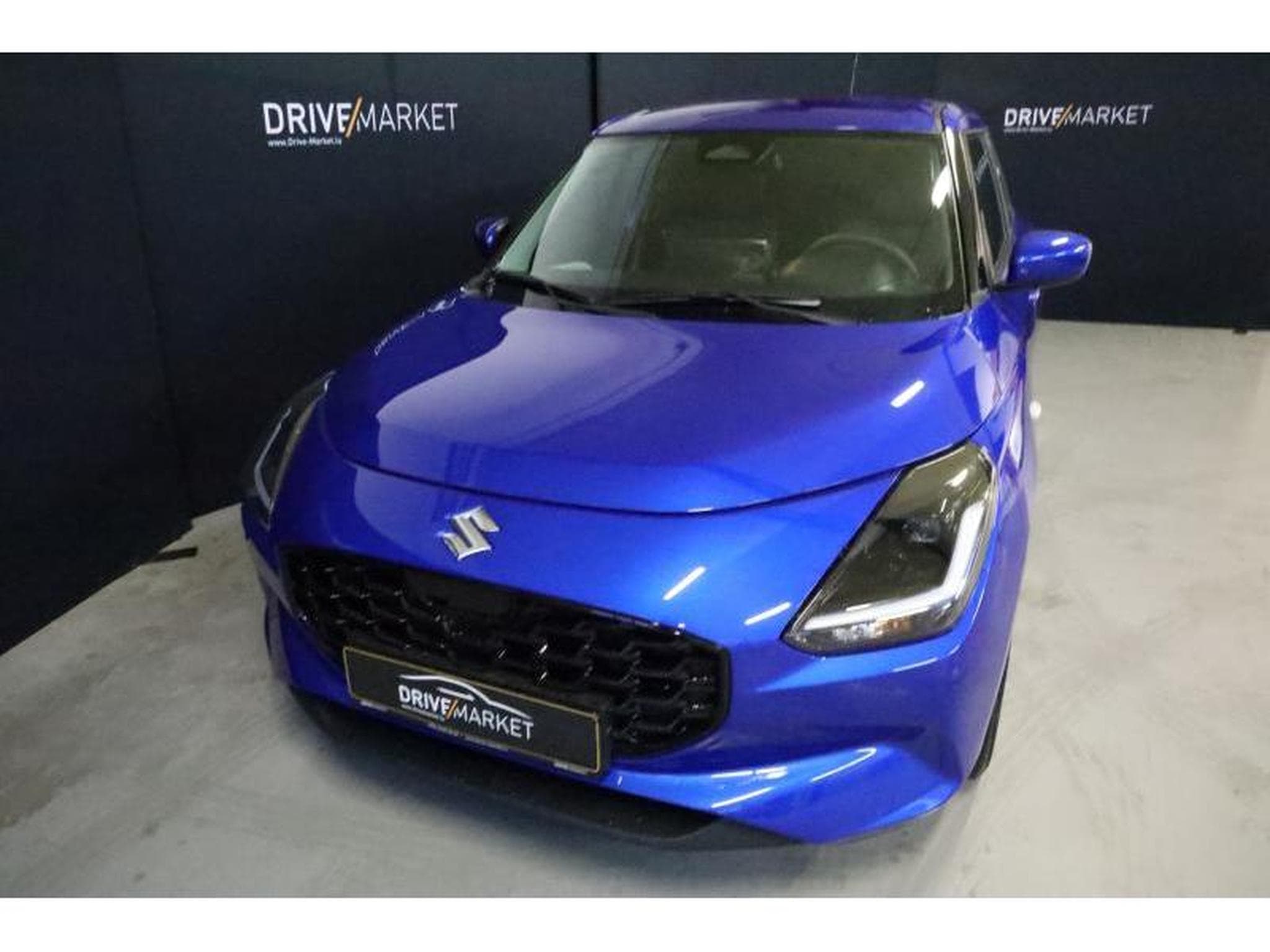 Suzuki Swift GL+ (2026) - Photo 16