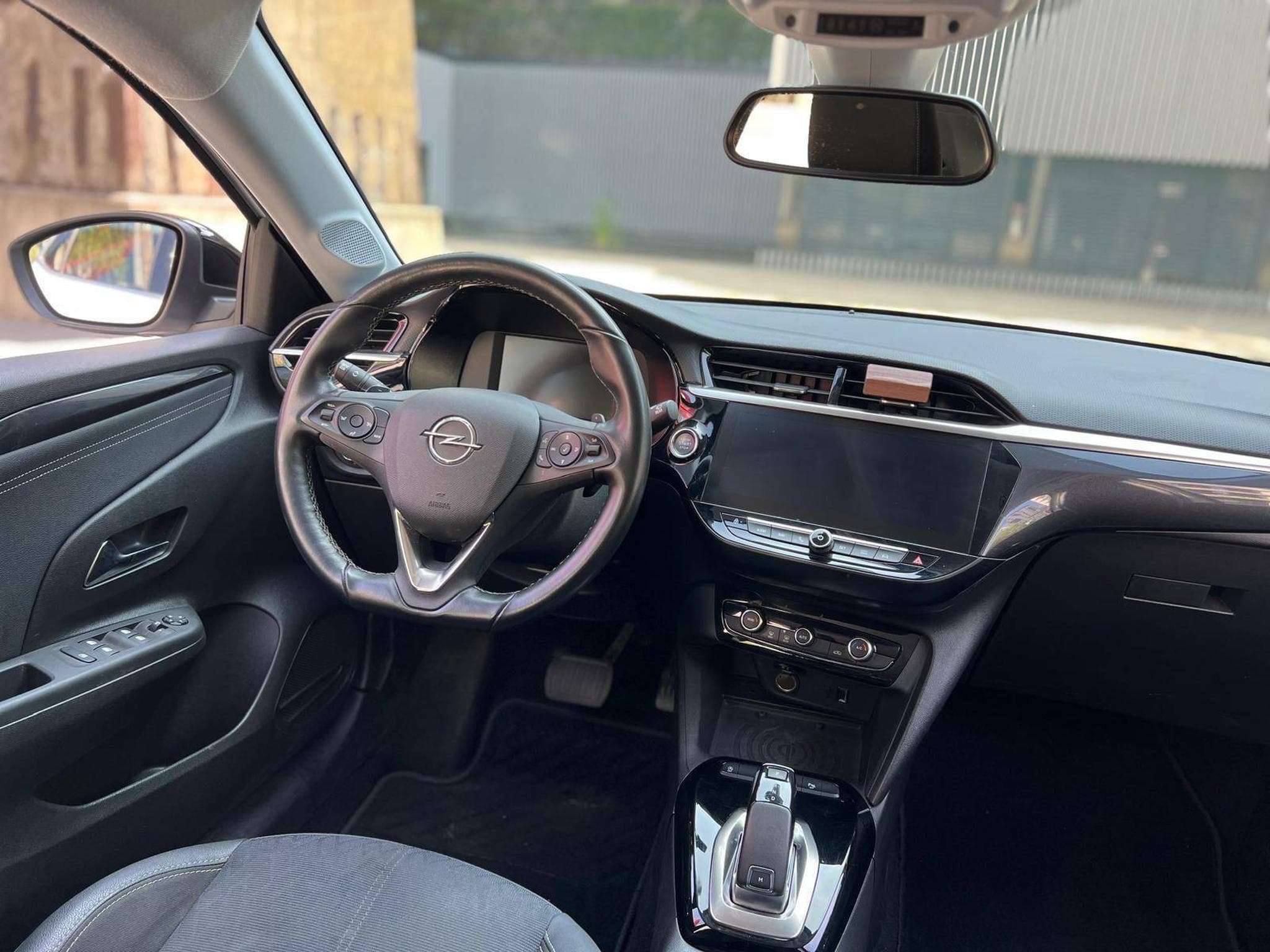 Opel Corsa Automatique / Essence / (2021) - Photo 12