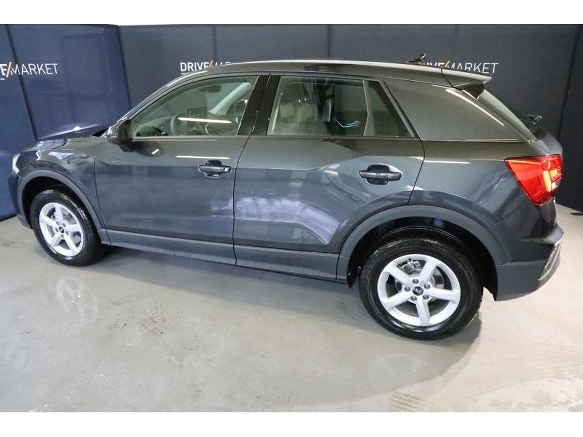 Audi Q2 35 TFSI S Tronic (2024) - Foto 11