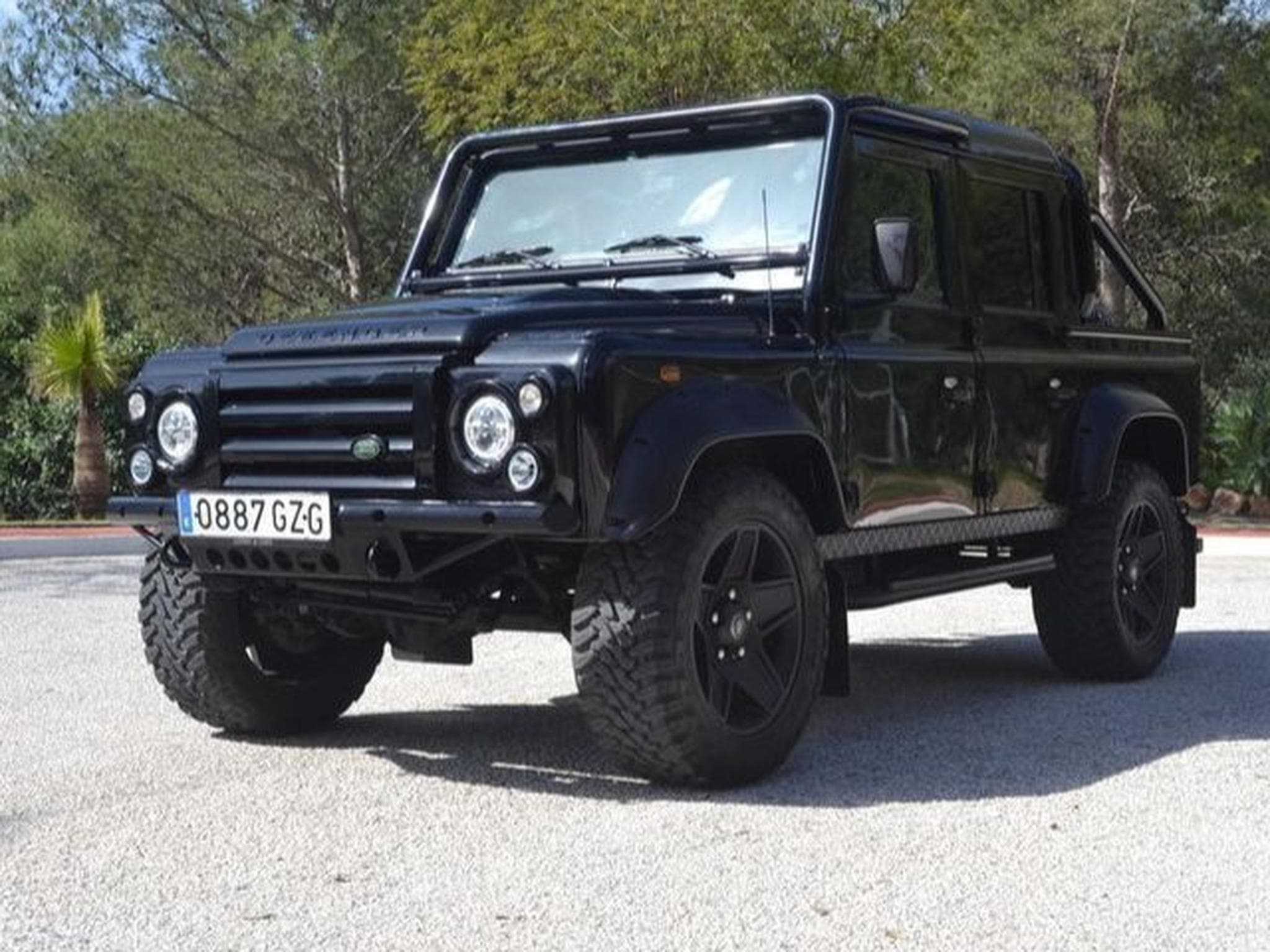 Land-Rover Defender 110 XS Double Cab (2010) - Photo 1
