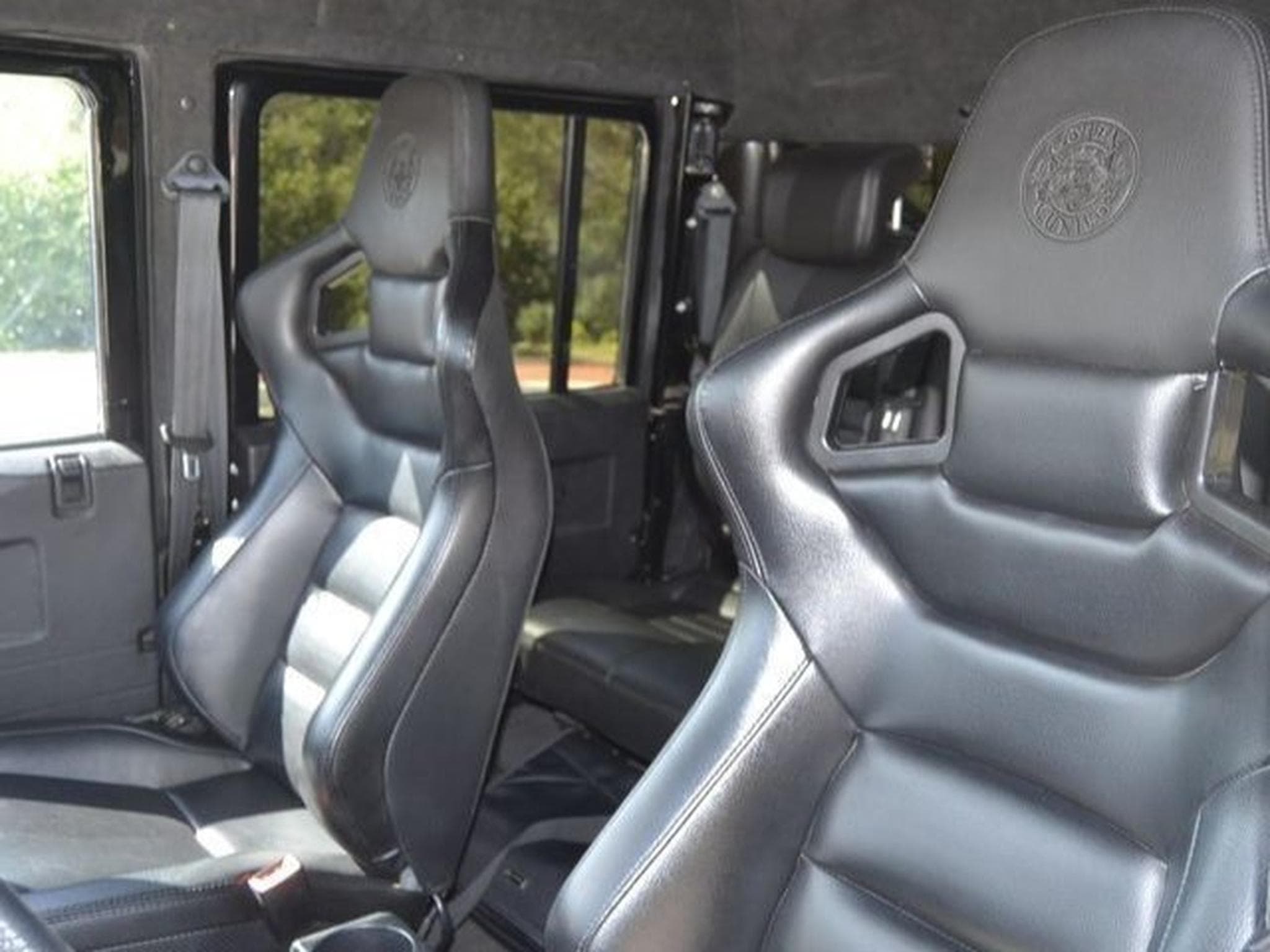 Land-Rover Defender 110 XS Double Cab (2010) - Photo 3