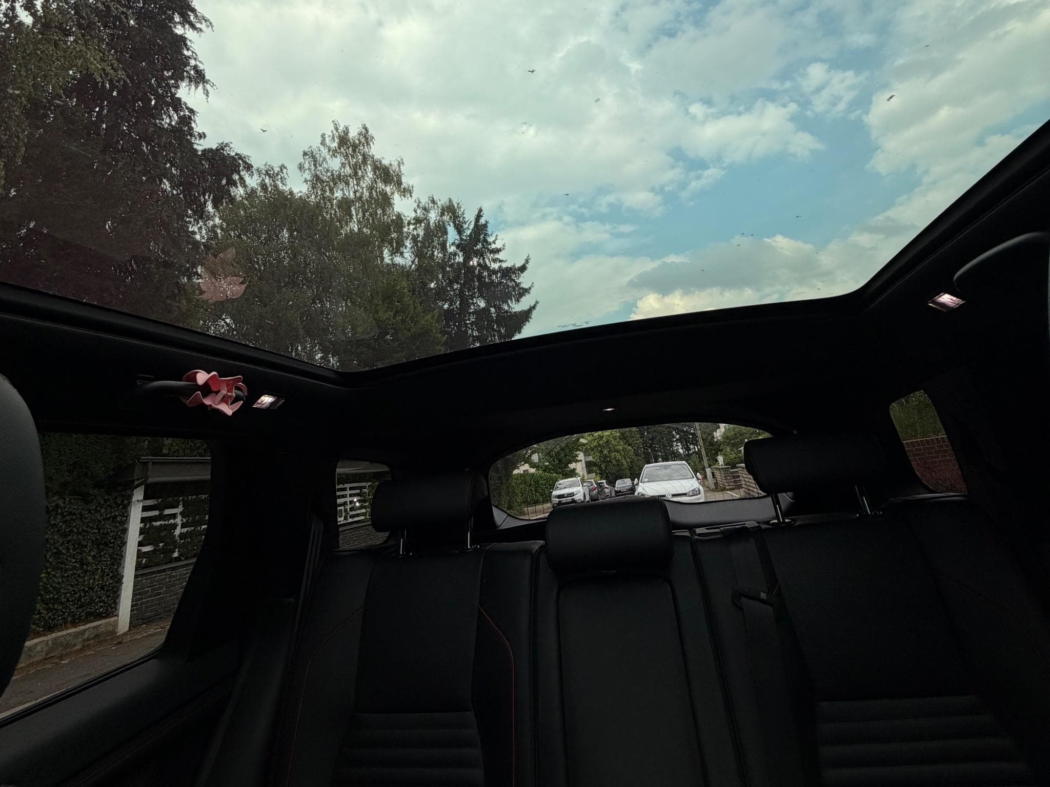 Land-Rover Discovery Sport R-Dynamic SE P250 (2020) - Photo 9