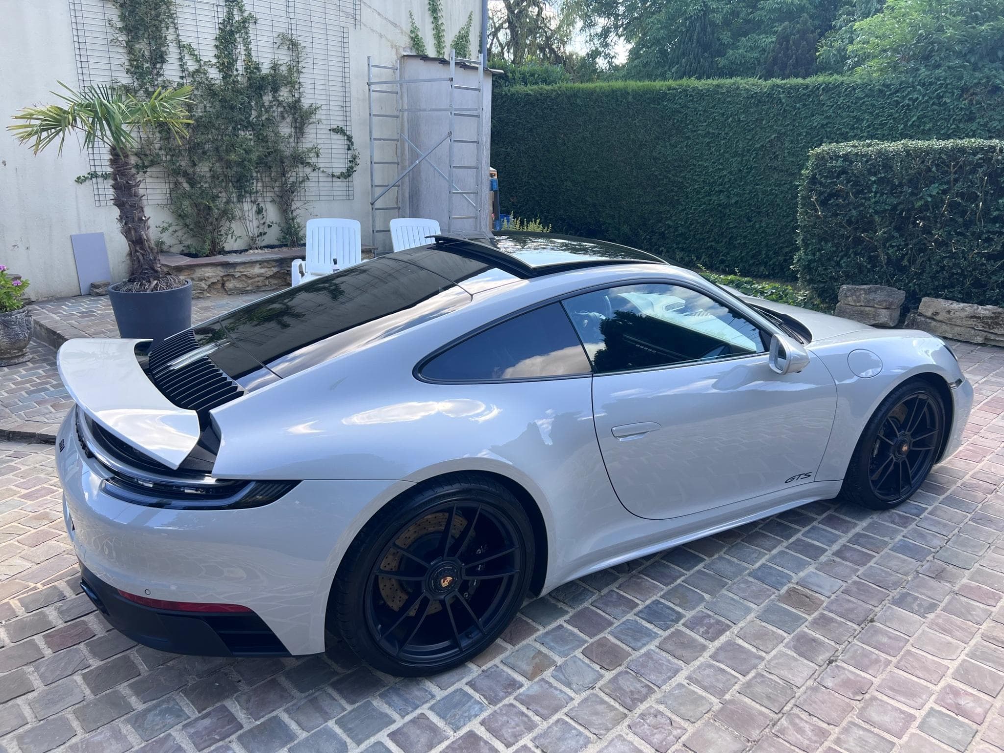 Porsche 911 992 GTS (2023) - Photo 10