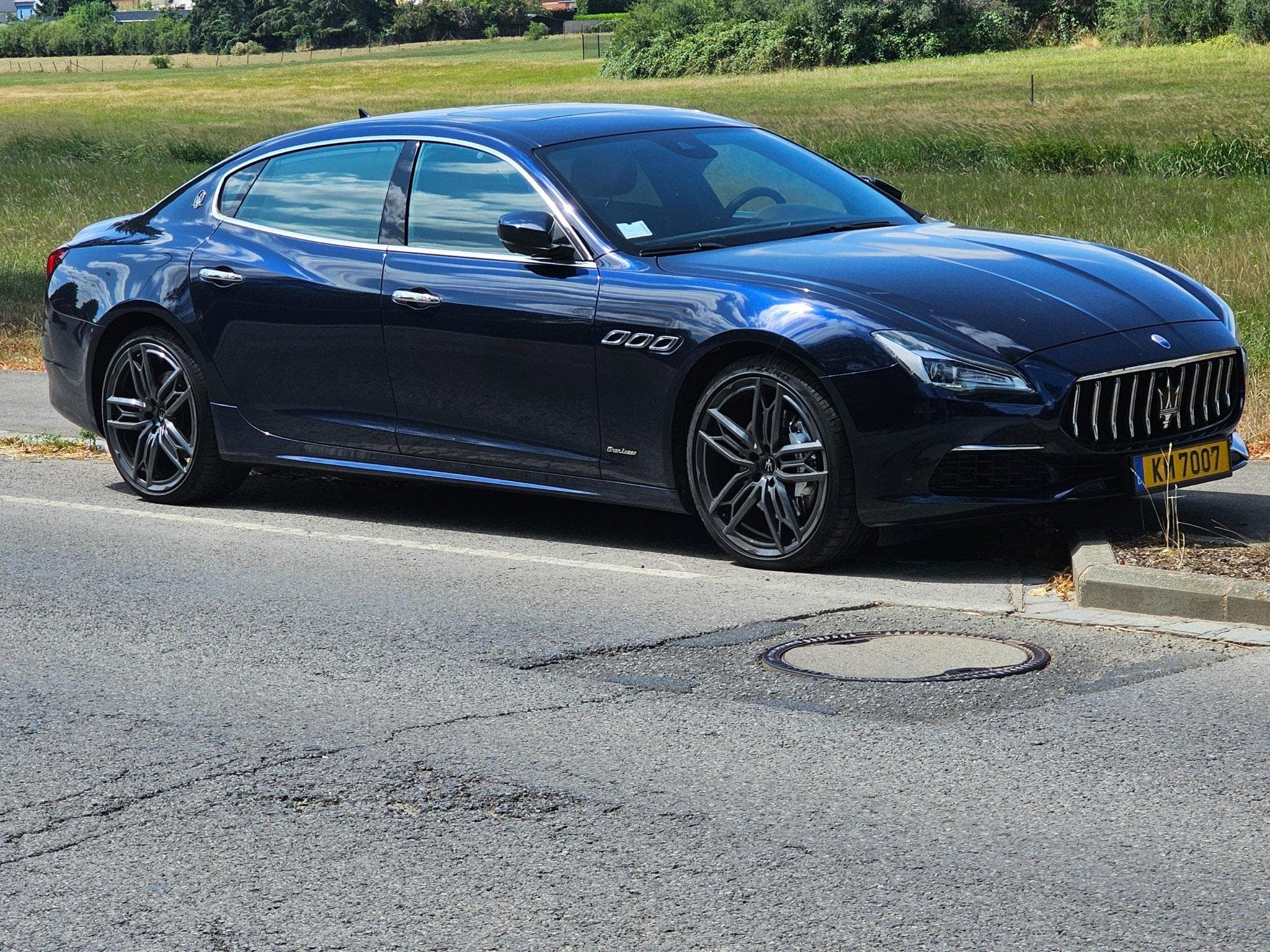 Maserati Quattroporte (2021) - Photo 1