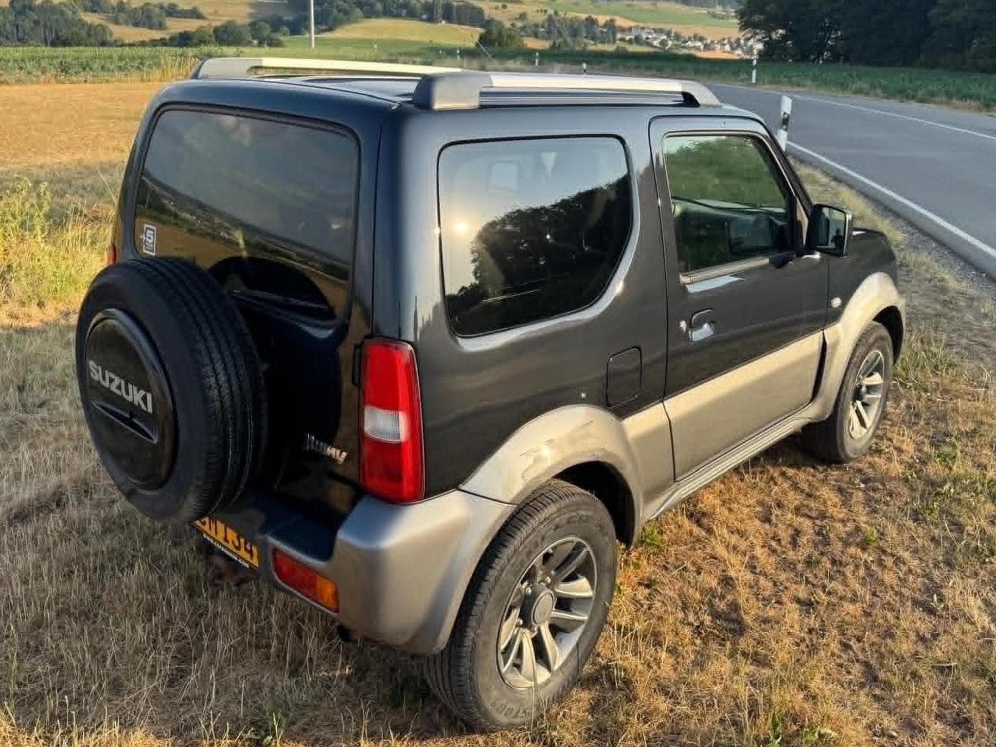 Suzuki Jimny B43V (2014) - Photo 3