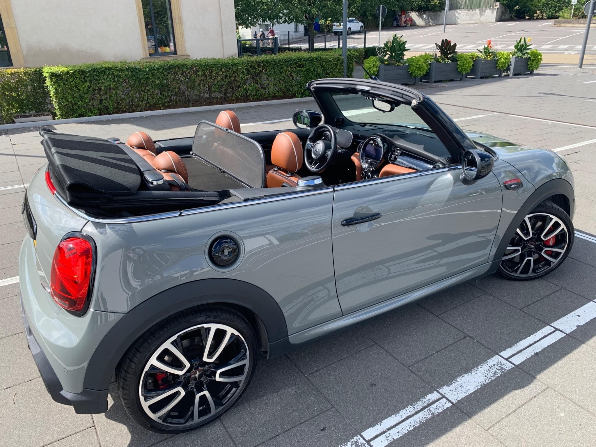 Mini Cooper JCW (2021) - Photo 2