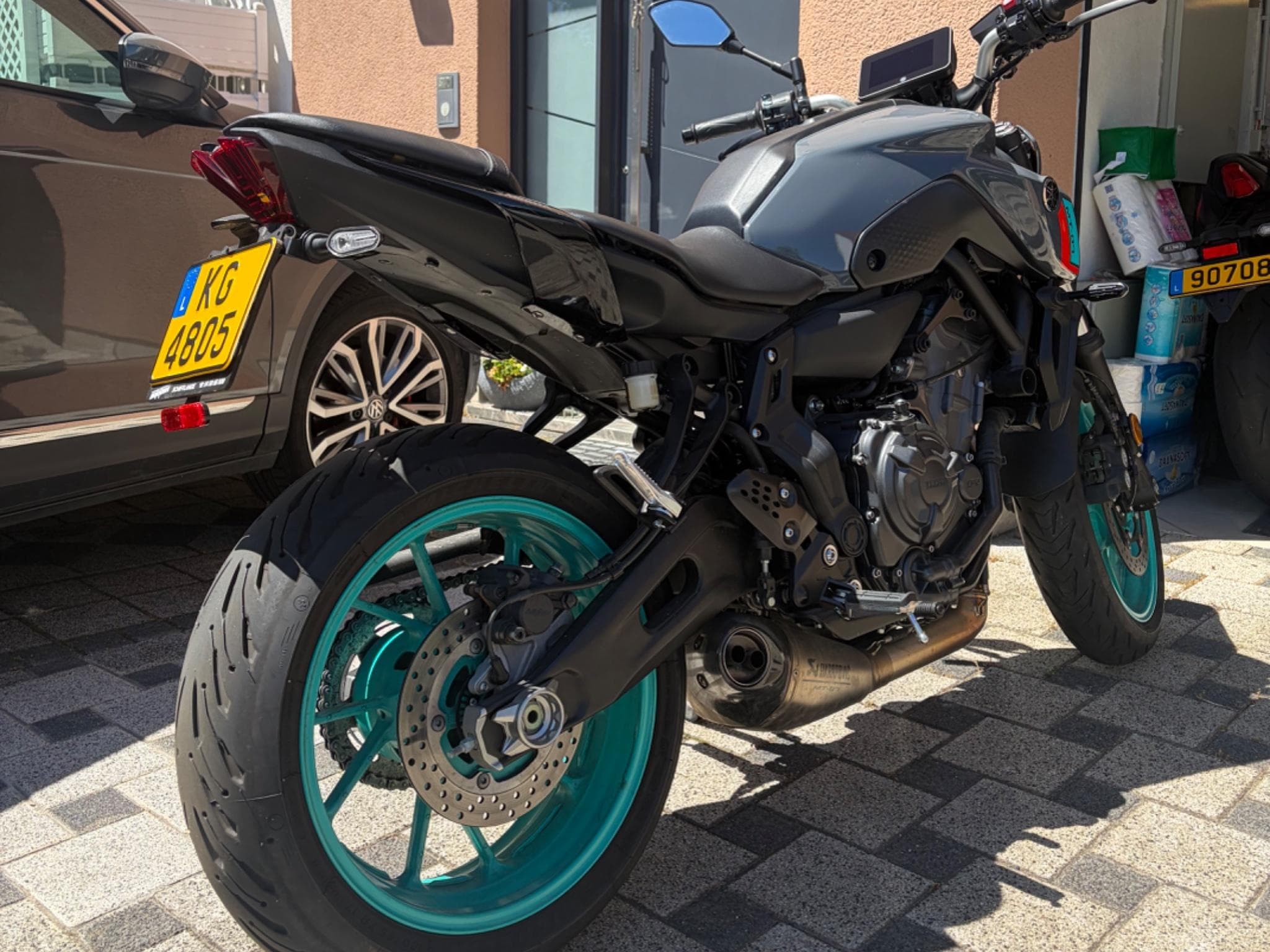 Yamaha MT07 Cyan Blue (2023) - Photo 3