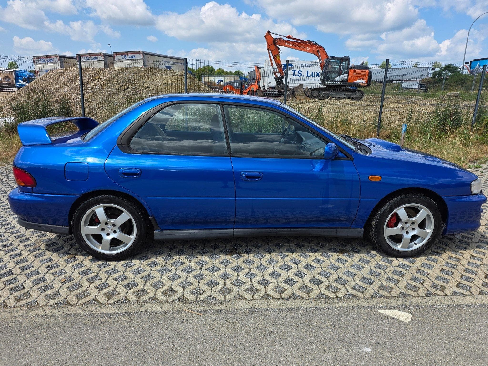 Subaru Impreza Gt (1999) - Photo 2