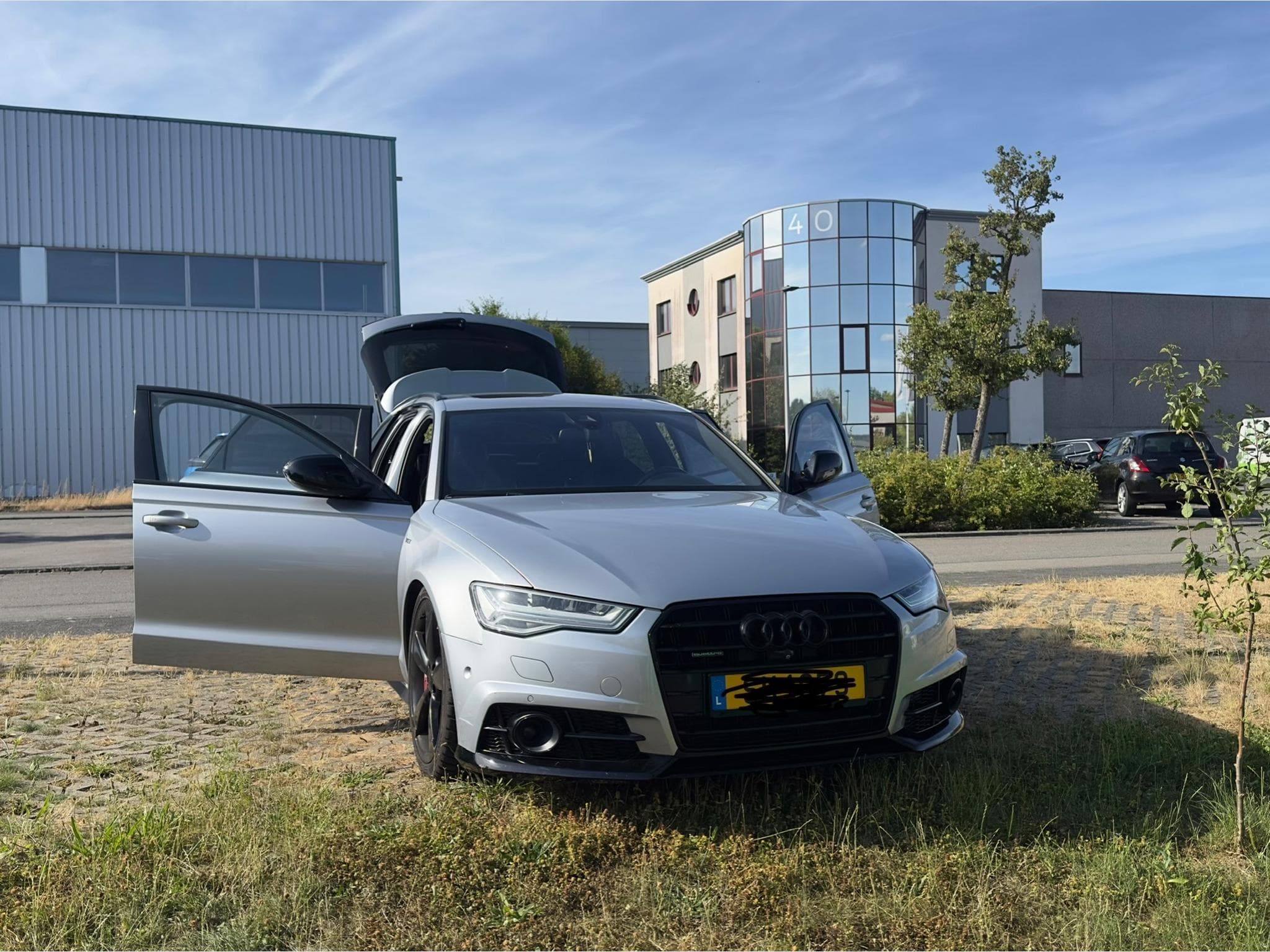 Audi A6 S-line (2018) - Photo 3
