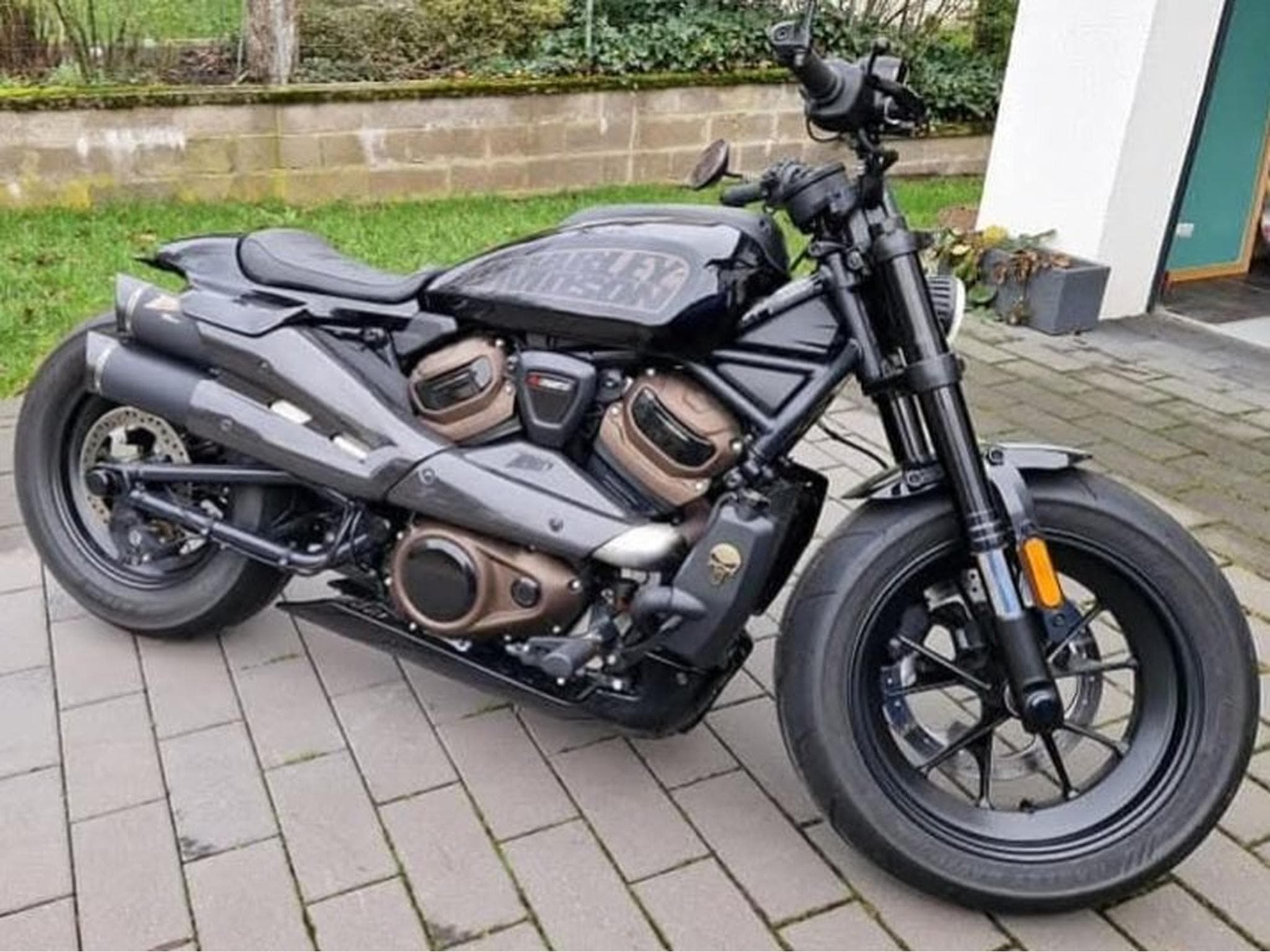 Harley-Davidson Sportster S (2021) - Photo 1