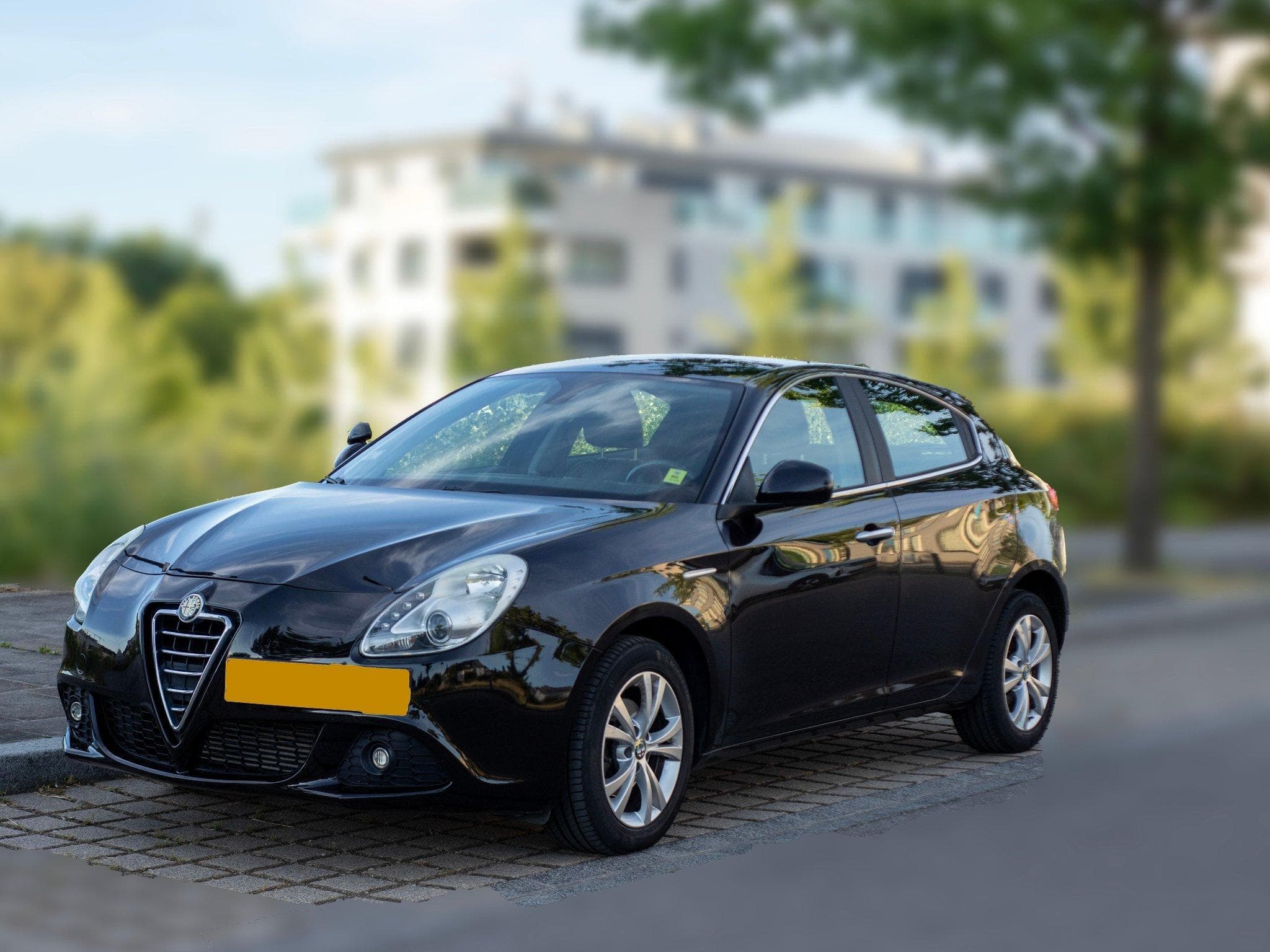 Alfa-Romeo Giulietta 1.6 JTDm (2013) - Photo 1