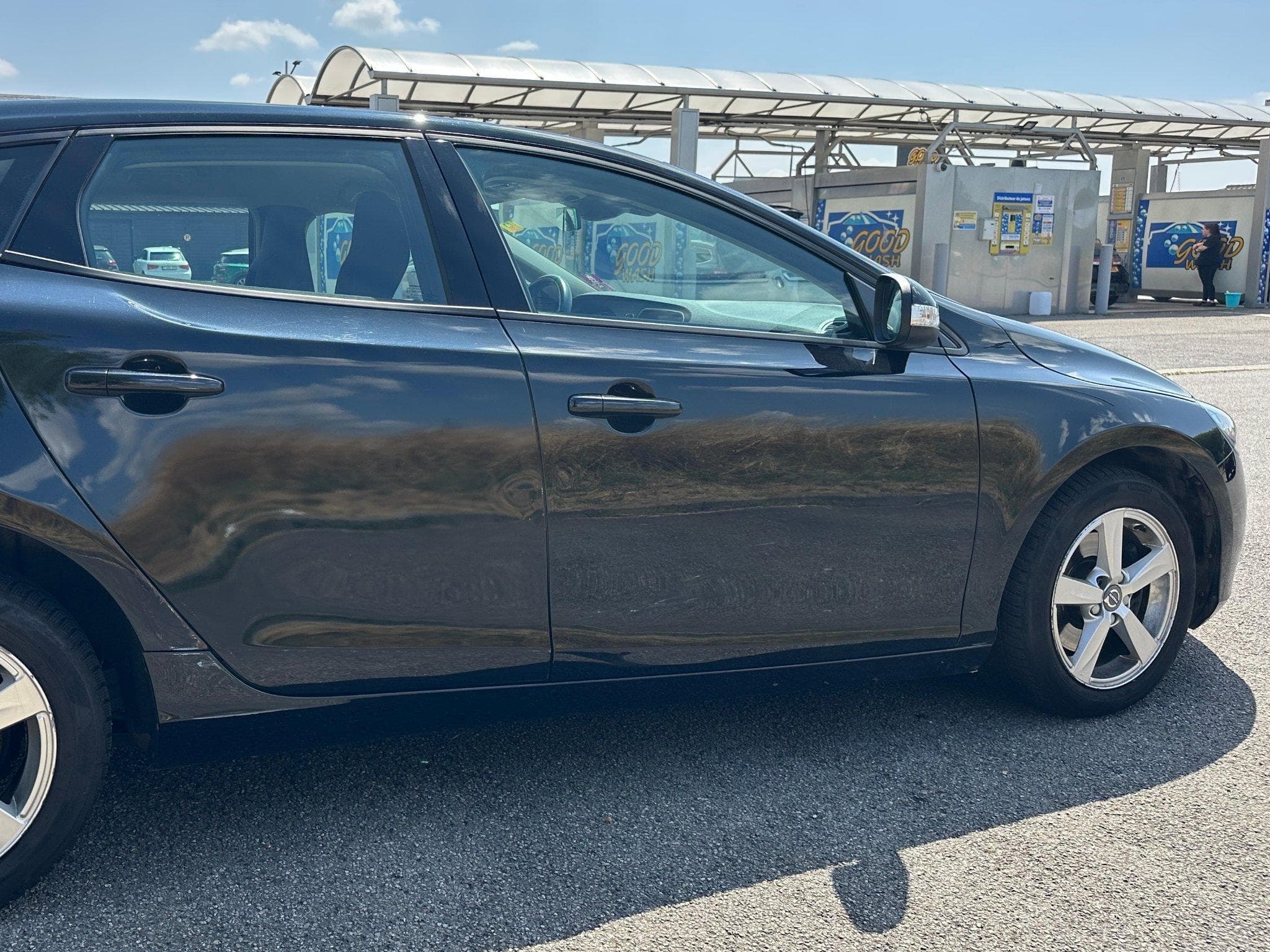 Volvo V40 (2015) - Photo 2