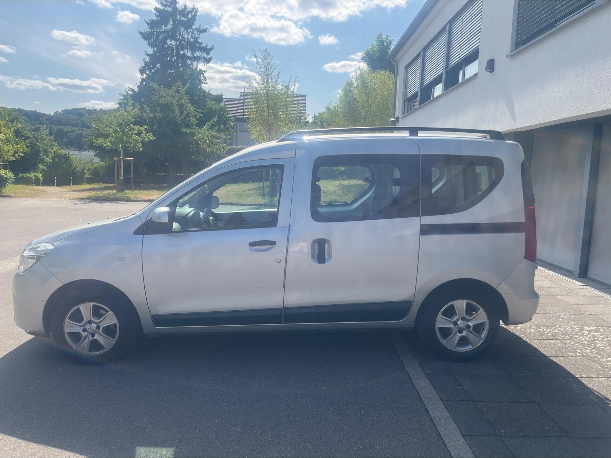Dacia Dokker (2017) - Photo 1
