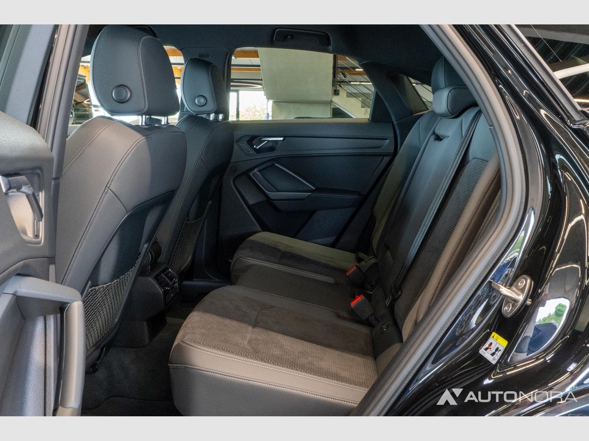 Audi Q3 Sportback 45 TFSI quattro S line (2020) - Photo 14