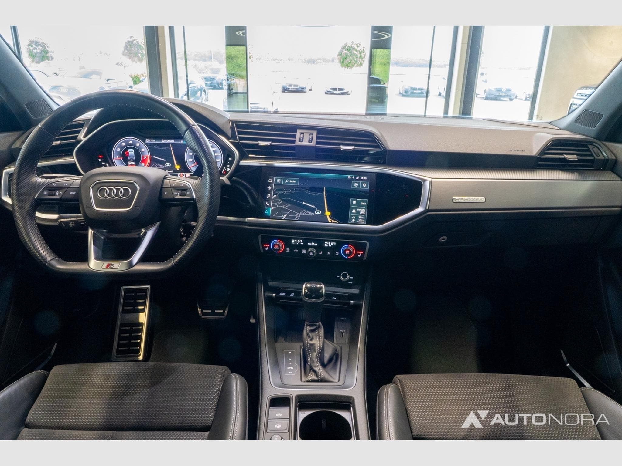Audi Q3 Sportback 45 TFSI quattro S line (2020) - Photo 15