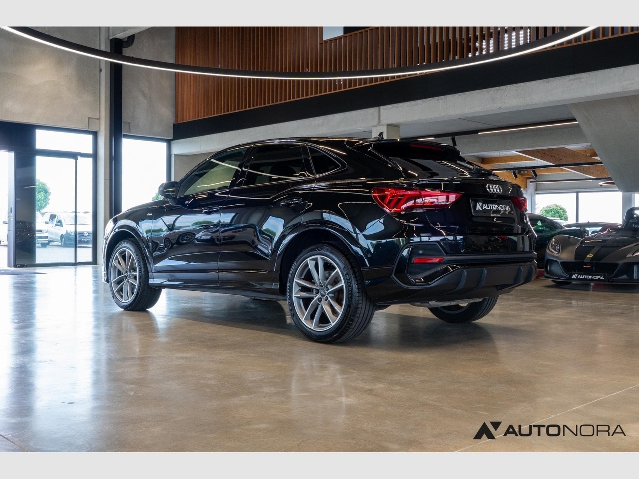 Audi Q3 Sportback 45 TFSI quattro S line (2020) - Photo 8