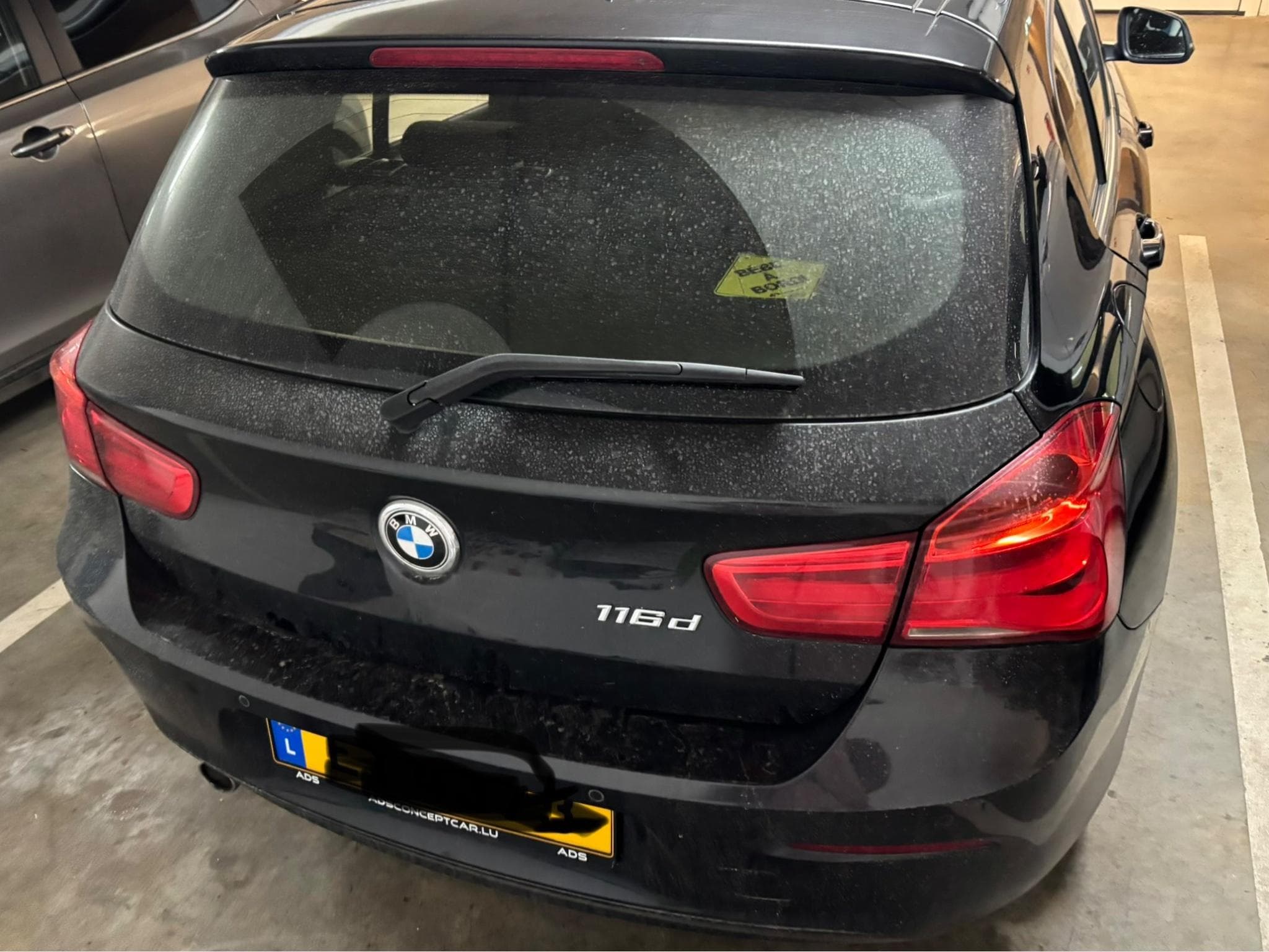 BMW Série 1 116 D (2018) - Photo 2