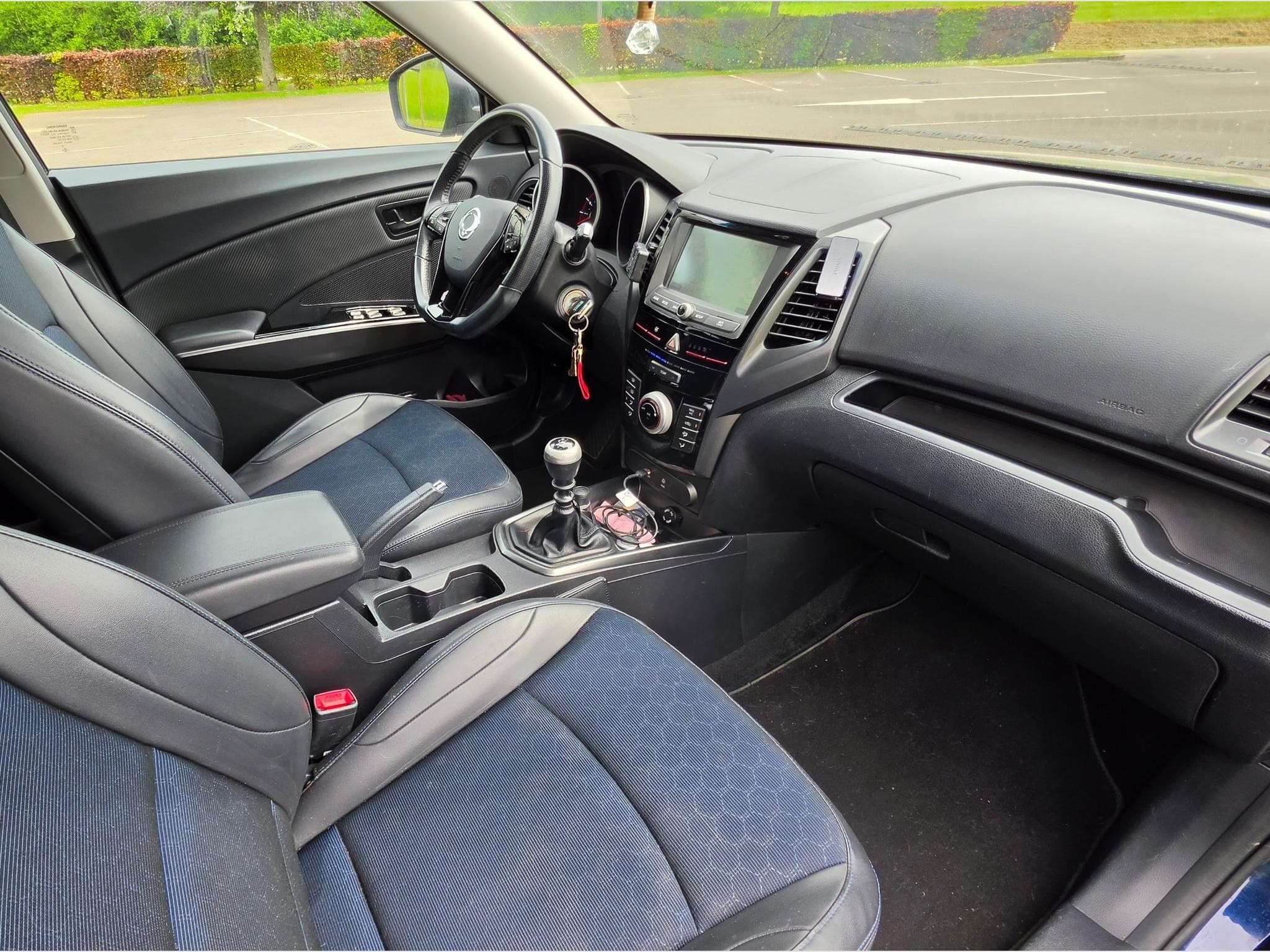 Ssangyong XLV (2019) - Photo 2