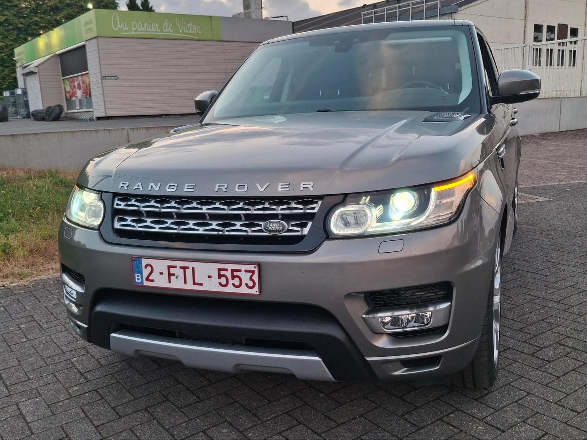 Land-Rover Range Rover Sport RANGE ROVER HSE SPORT (2018) - Photo 1