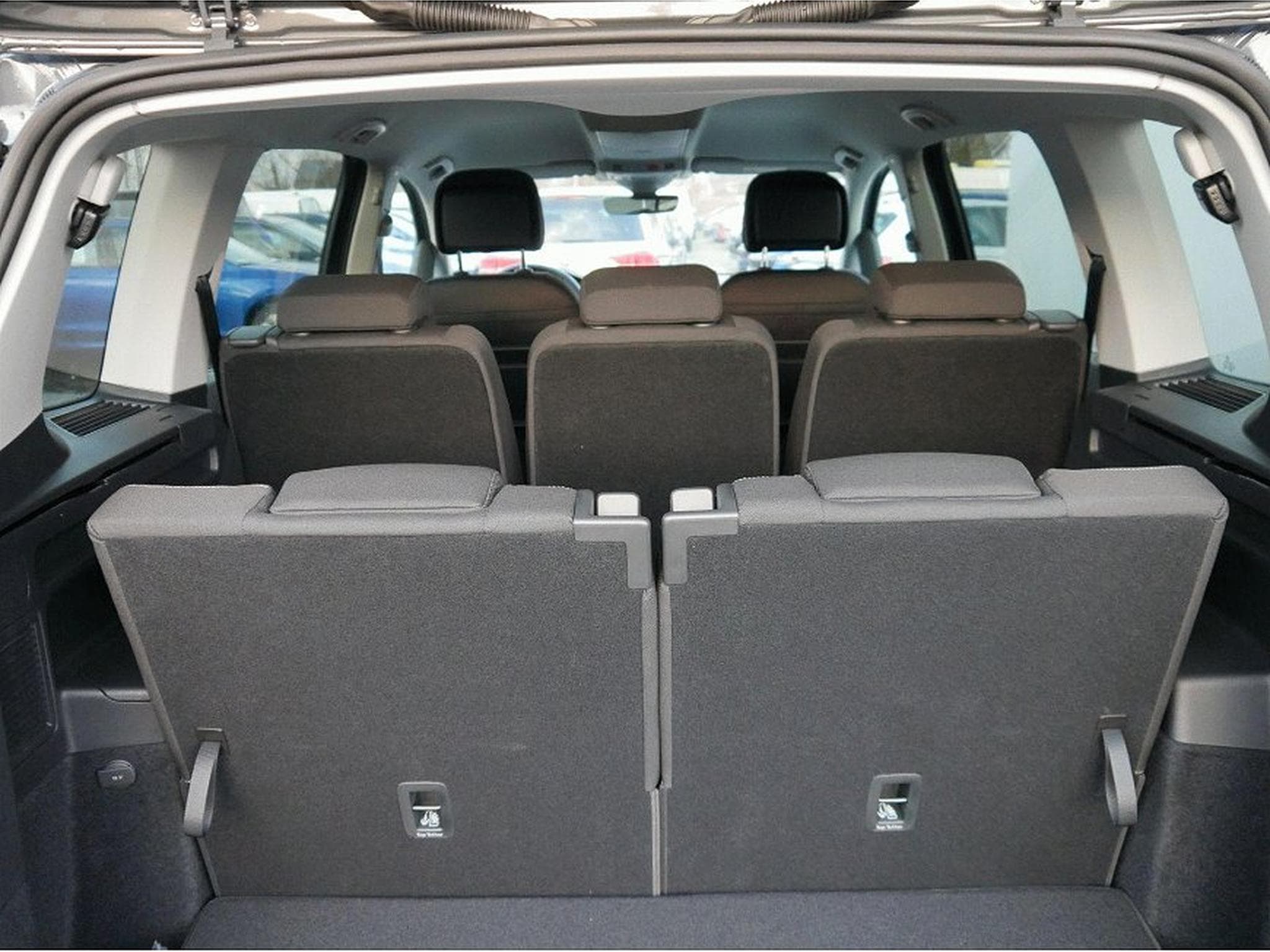 VW Touran (2026) - Photo 7