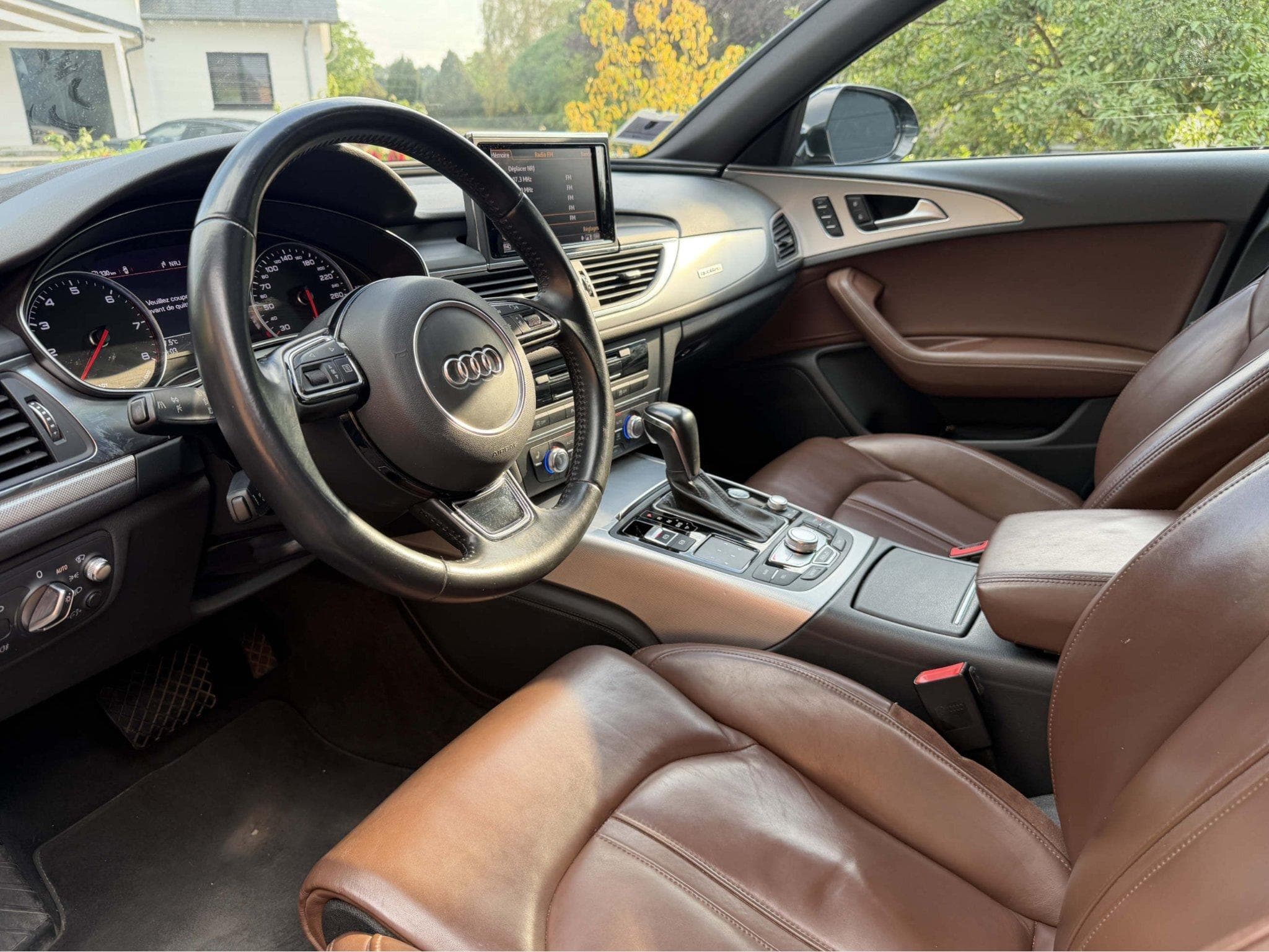Audi A6 3.0TFSI qu. Sline MATRIX (2015) - Photo 3