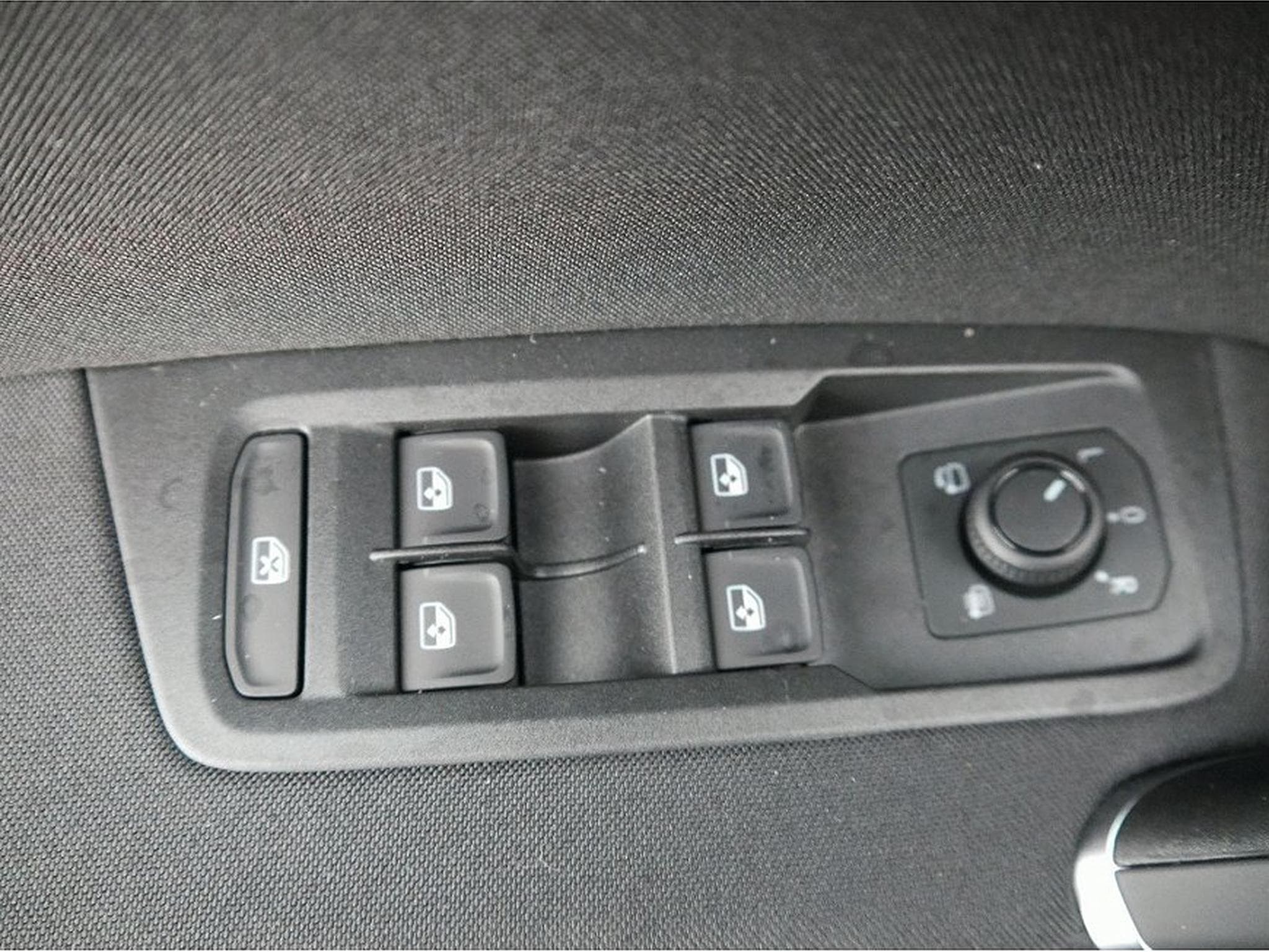 VW Touran (2026) - Photo 10