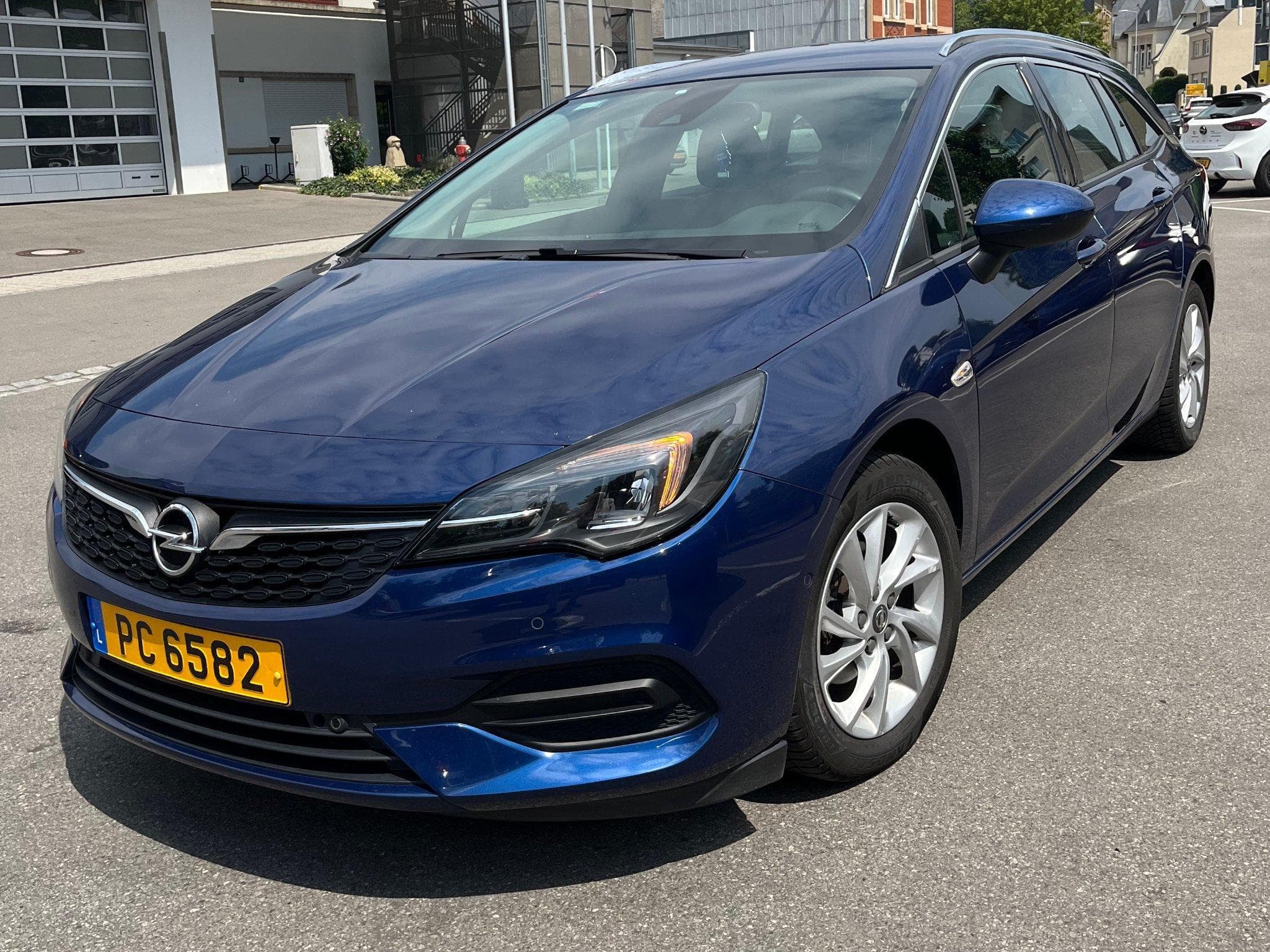 Opel Astra Sports Tourer (2020) - Photo 1