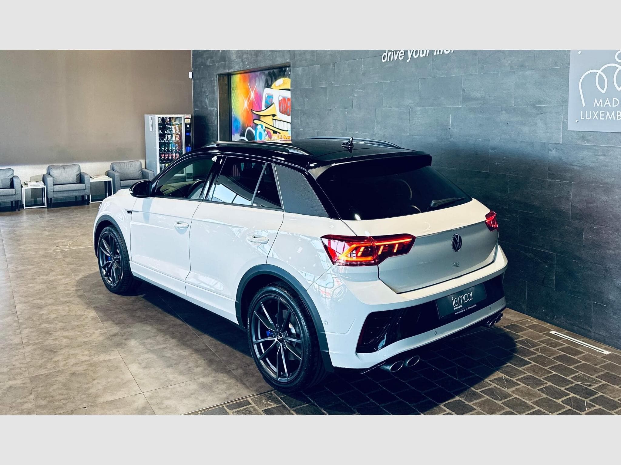 VW T-Roc T-ROC R 4MOTION TSI DSG (2025) - Foto 5