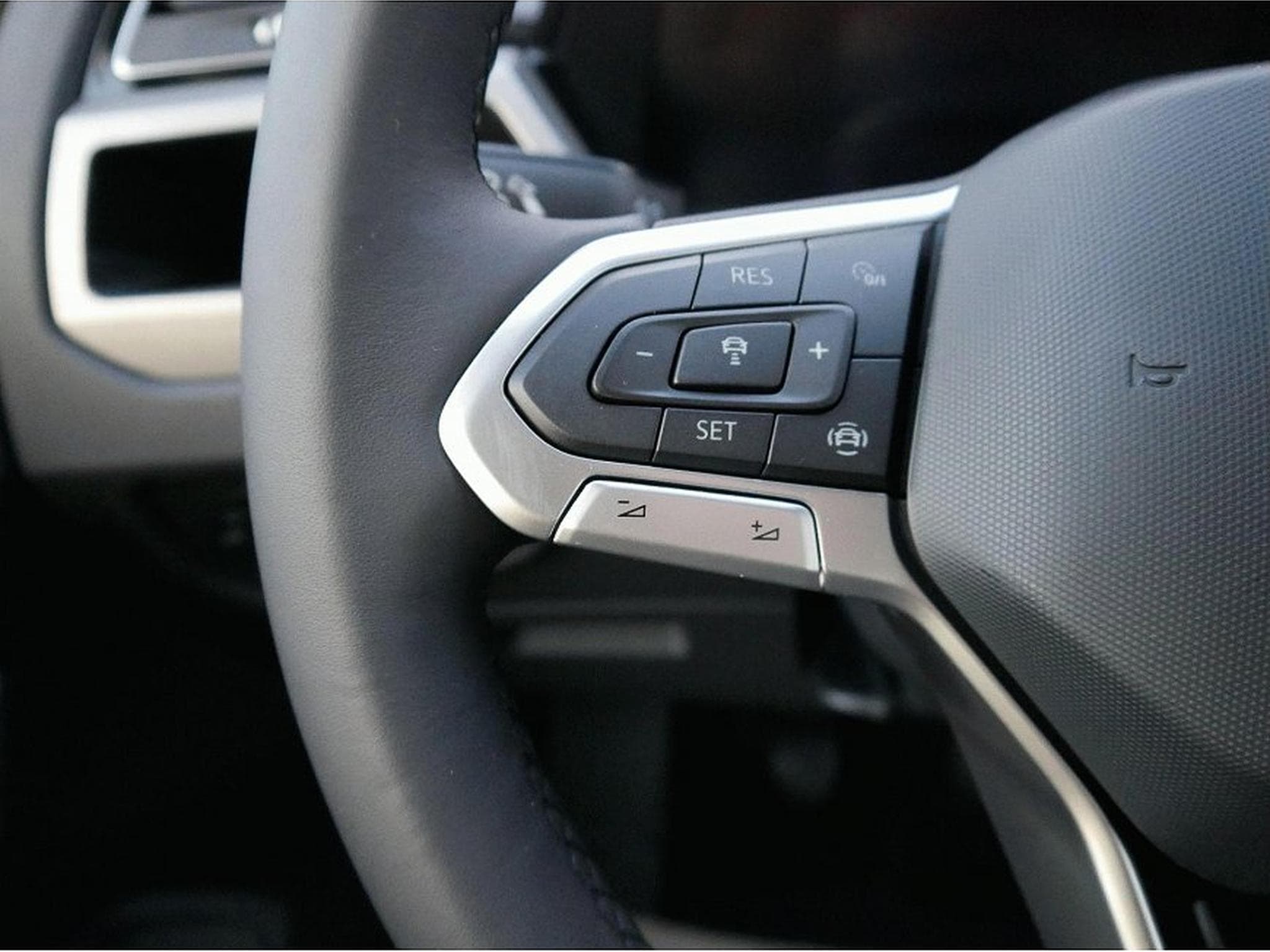 VW Touran (2026) - Photo 13