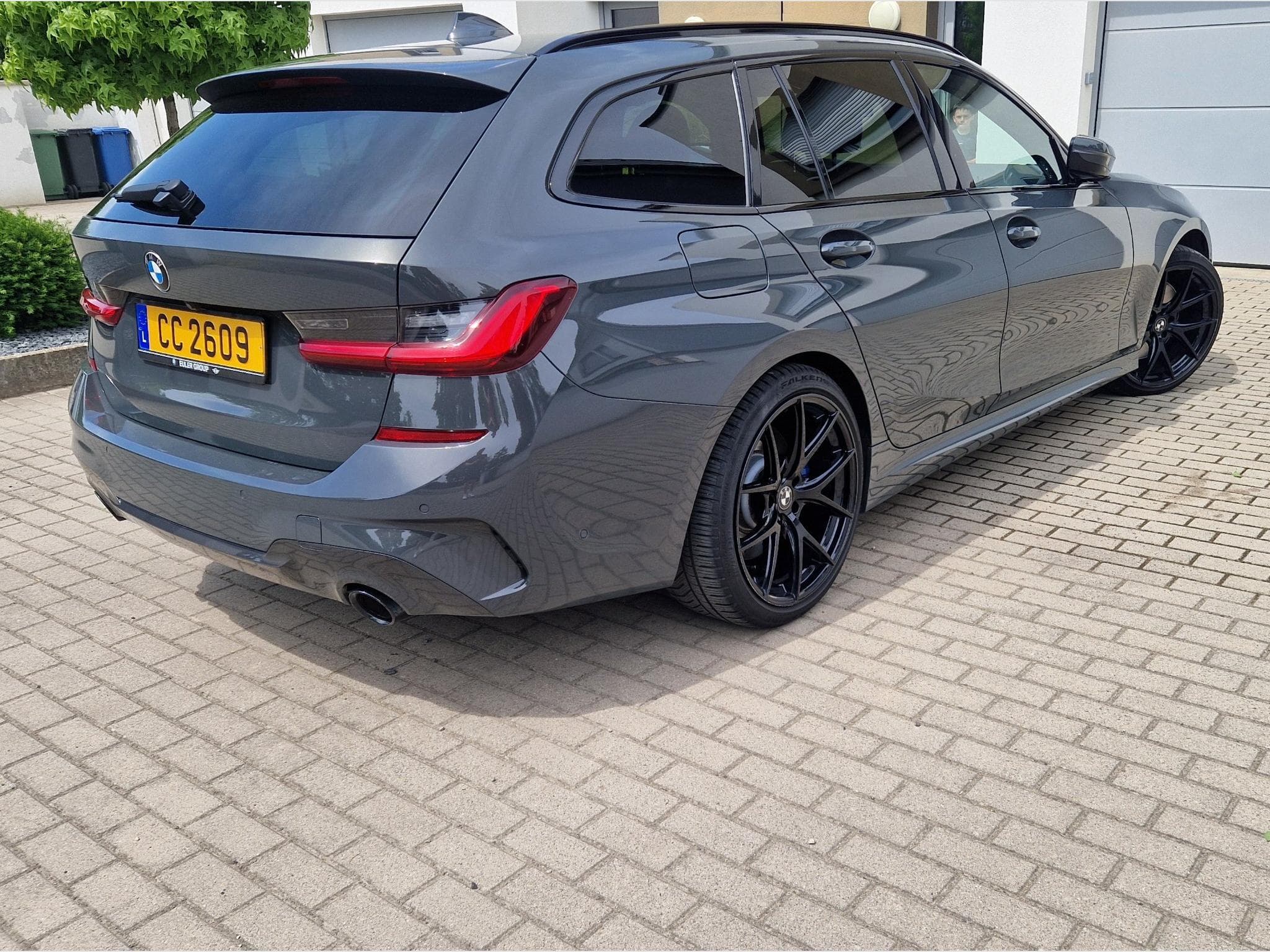 BMW 330 M Paket (2020) - Photo 2