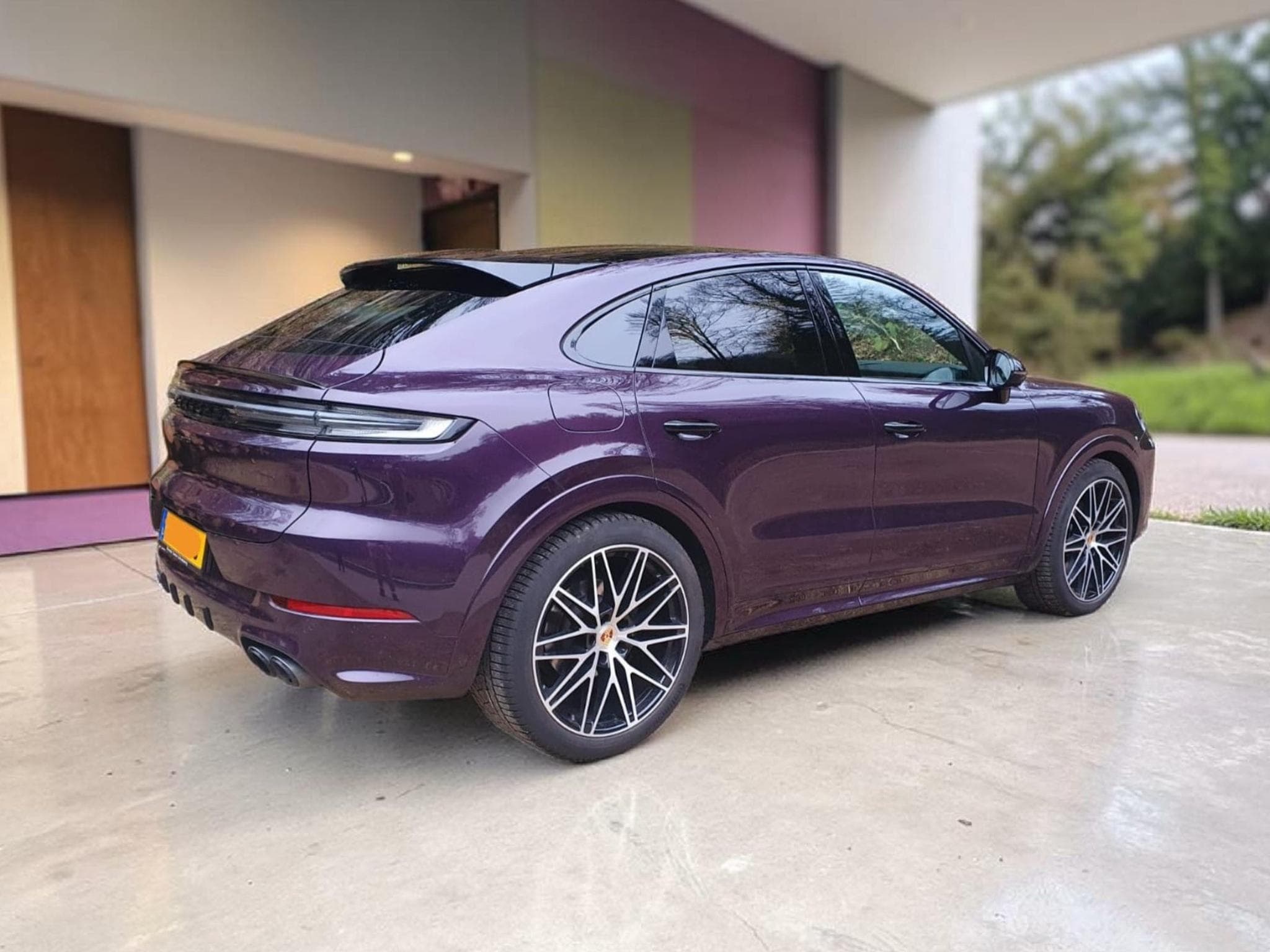 Porsche Cayenne COUPE (2024) - Photo 2