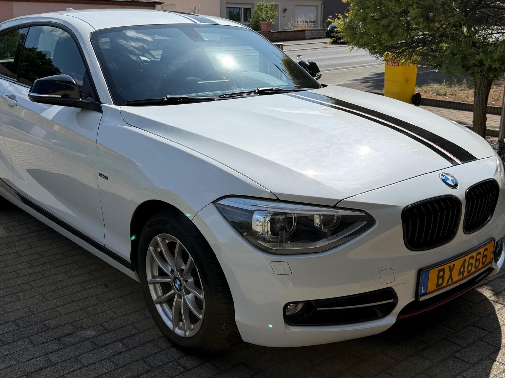 BMW Série 1 Sport (2013) - Photo 2