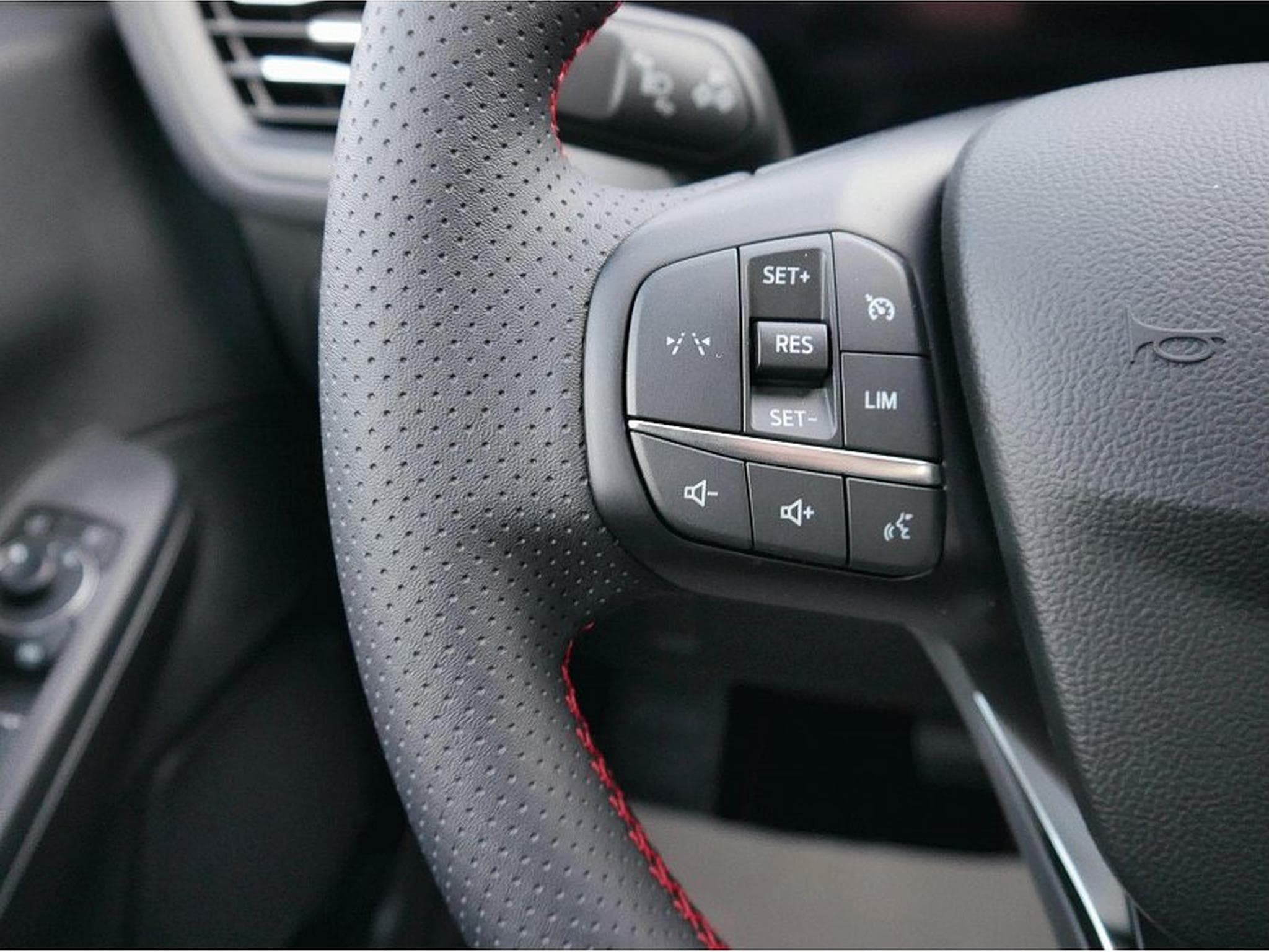 Ford Kuga (2026) - Photo 11