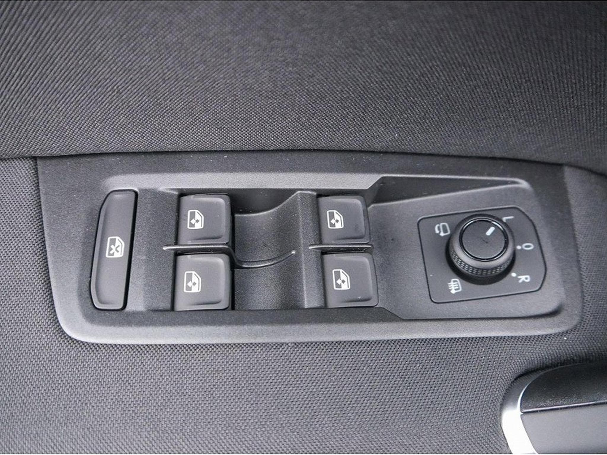 VW Touran (2026) - Photo 11