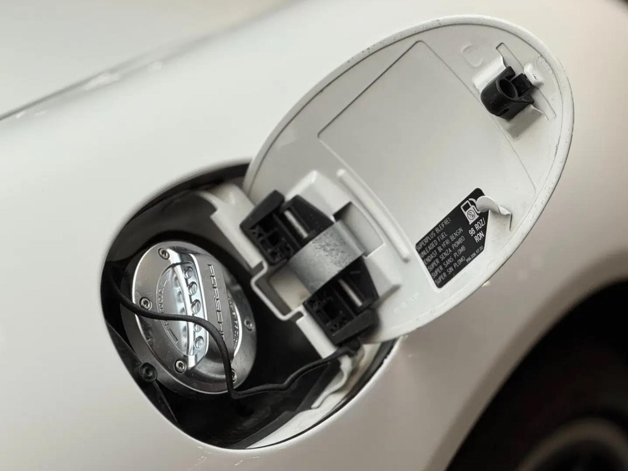 Porsche 911 GTS 997.2 C2 - Top! (2011) - Photo 15
