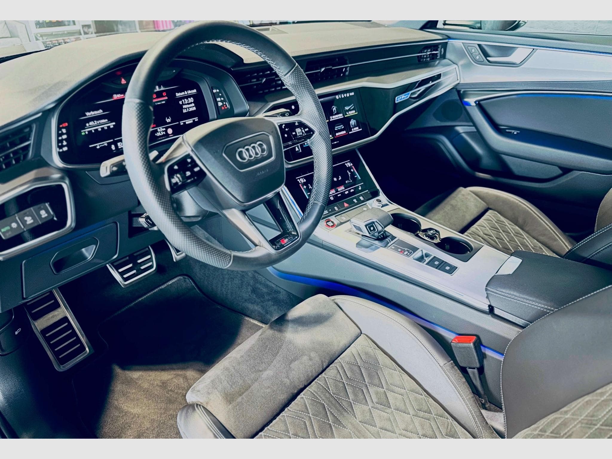 Audi S6 S6 AVANT TDI QUATTRO TIPTRONIC (2025) - Photo 8