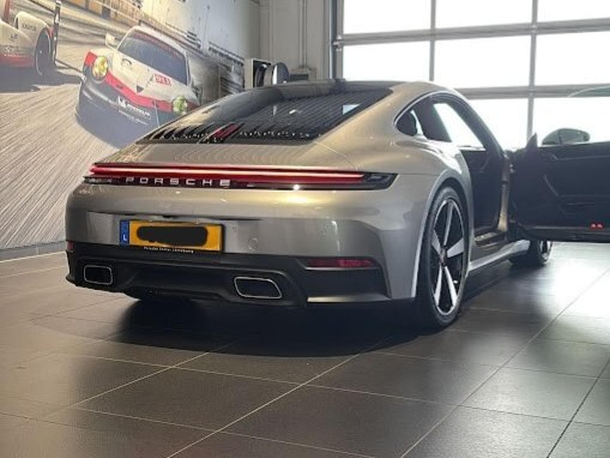 Porsche 992 Porsche 911 Carrera (992.2) (2025) - Foto 4