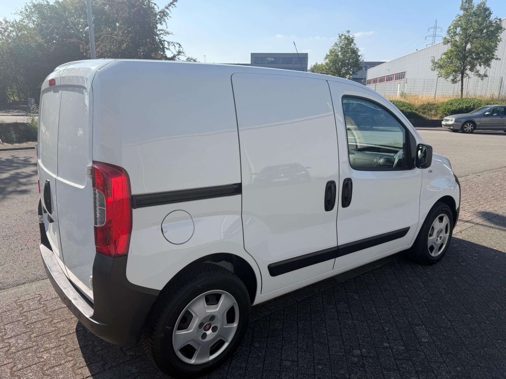 Fiat Fiorino Fiorino Multijet S&S SX (2023) - Foto 5