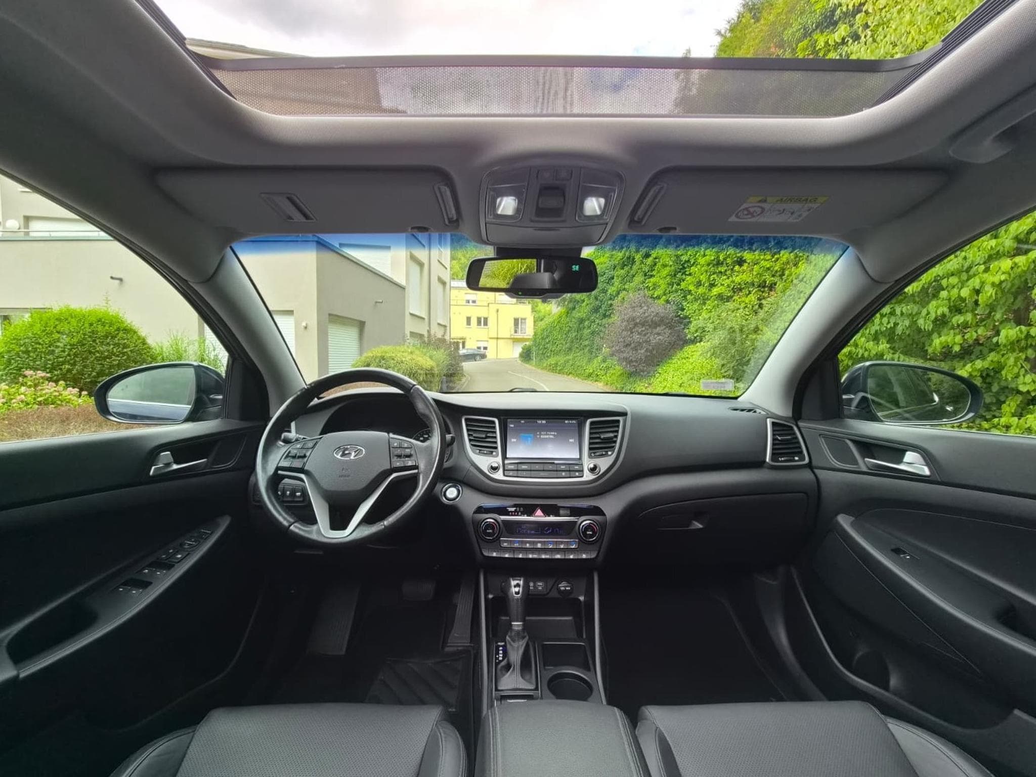 Hyundai Tucson 1.7 CRDi 141 ch DCT-7 Exécutive (2018) - Foto 3